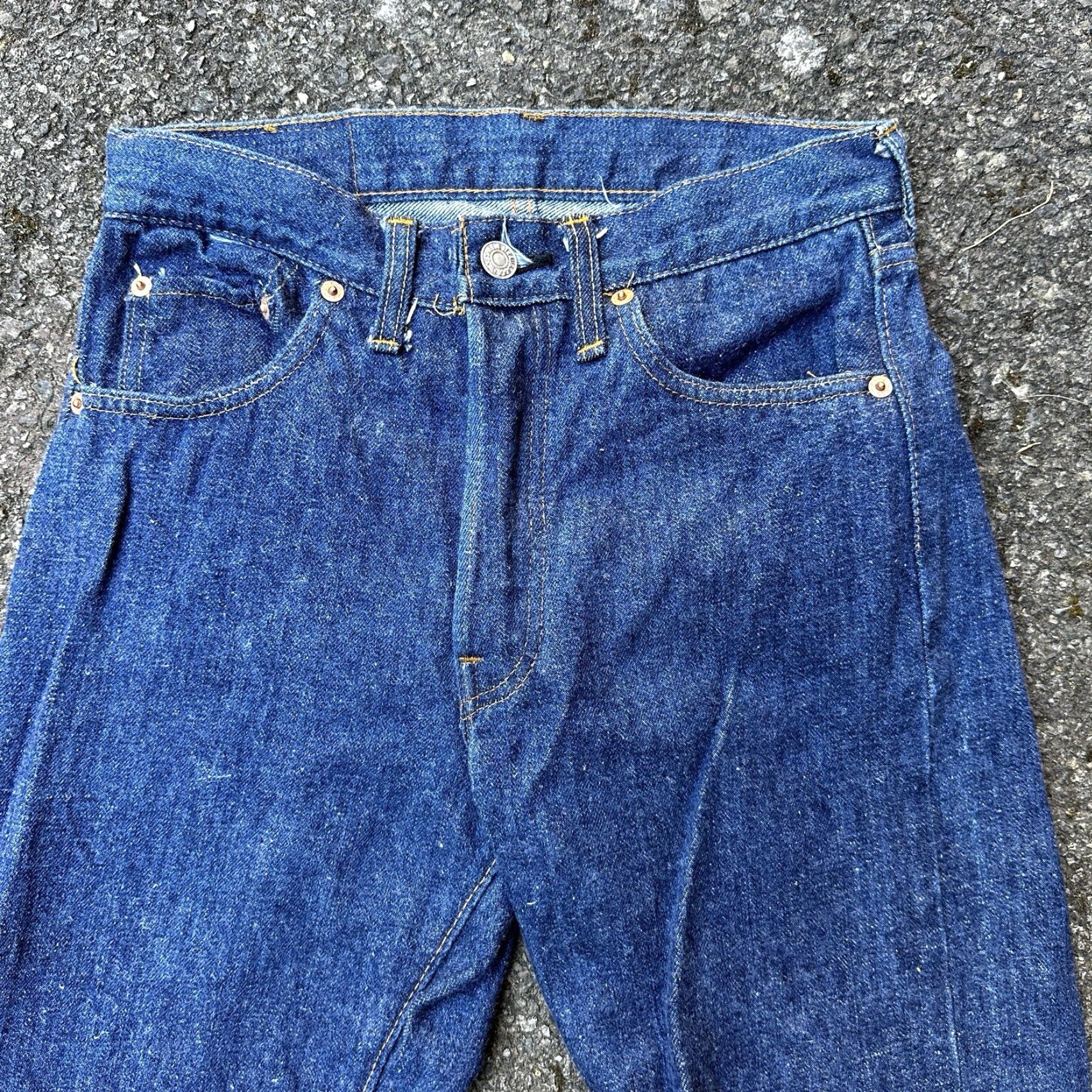 Levi's VINTAGE Levi's 501 XX Jeans 70s Redline Single Stitch 28x28 66 SS Dark Blue Cotton Denim Jeans Men Size US 28 / EU 44 - 2 Thumbnail