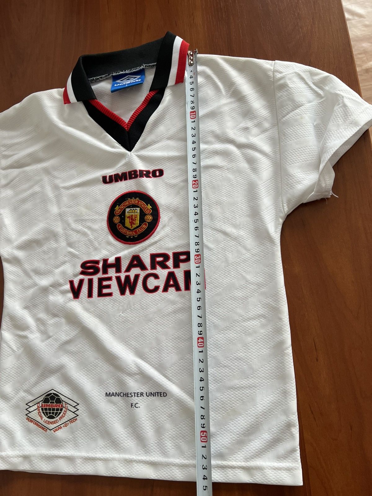 Umbro 1996/97 MANCHESTER UNITED AWAY SOCCER JERSEY SHIRT SIZE BOYS Size US XXS / EU 40 - 19 Thumbnail