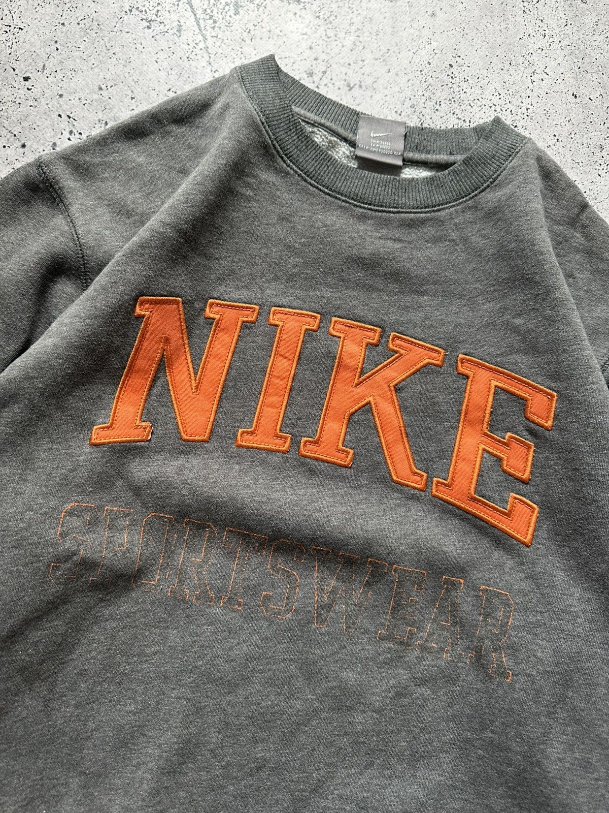 Nike Vintage Nike Boxy Fit Sweatshirt Spell Out Logo Y2K USA Size US M / EU 48-50 / 2 - 3 Thumbnail
