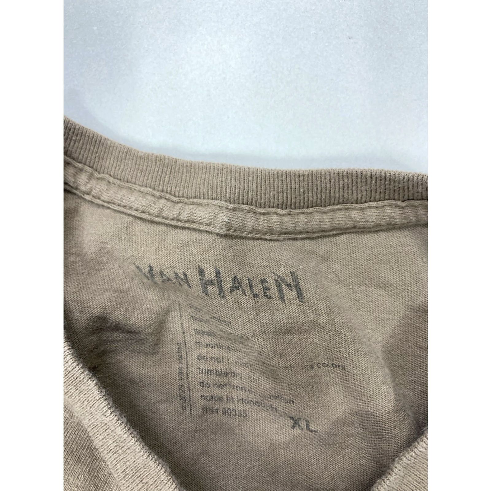 Vintage VINTAGE Van Halen T-Shirt Men XL Graphic Print Short Sleeve Music Shirts Beige Brown Crew Neck Logo Brand T-Shirt Mens Size US XL / EU 56 / 4 - 4 Thumbnail
