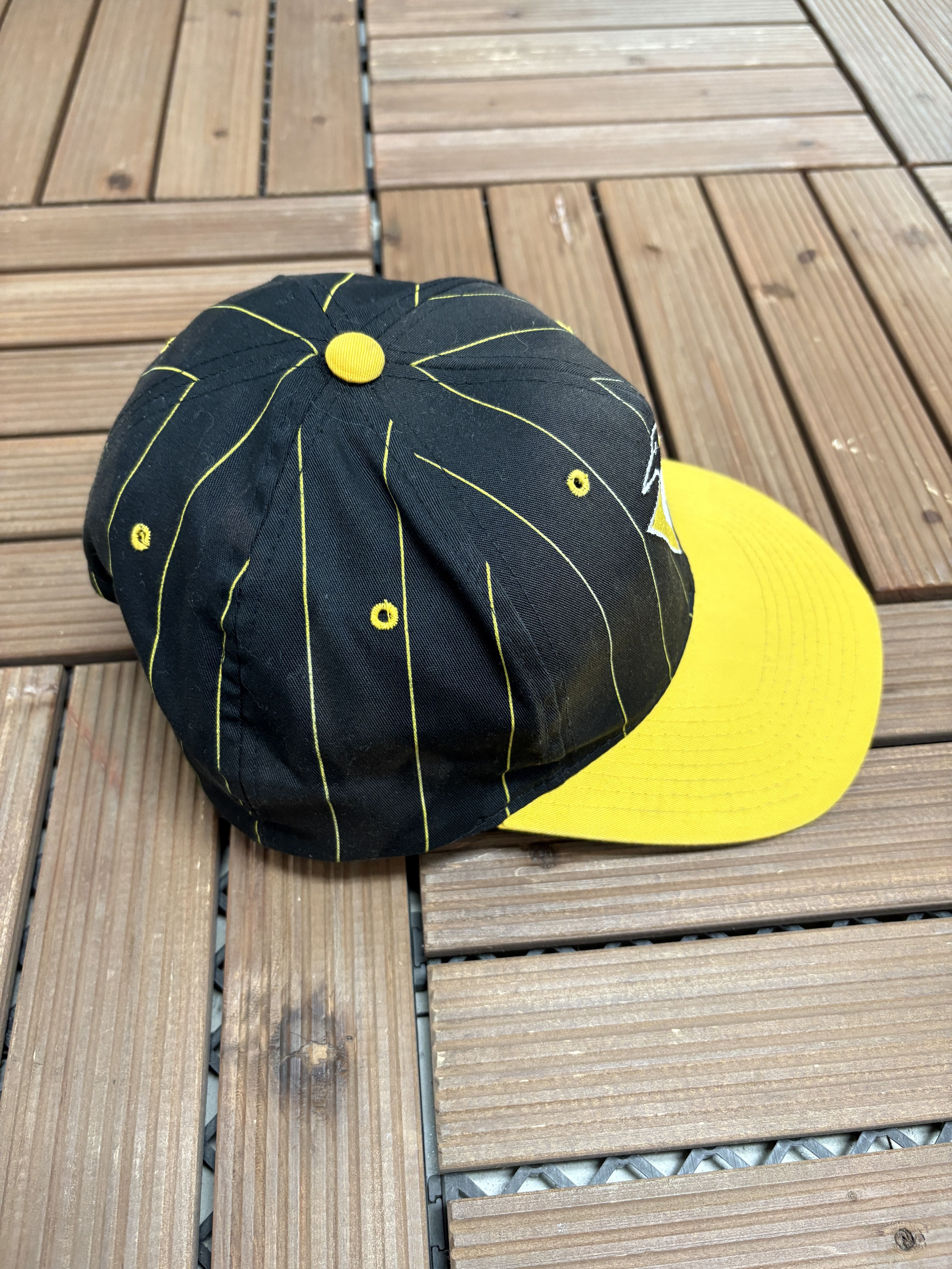 Vintage Pittsburgh Penguins Pinstripe Vintage Black Snap Back Hat Size ONE SIZE - 4 Thumbnail
