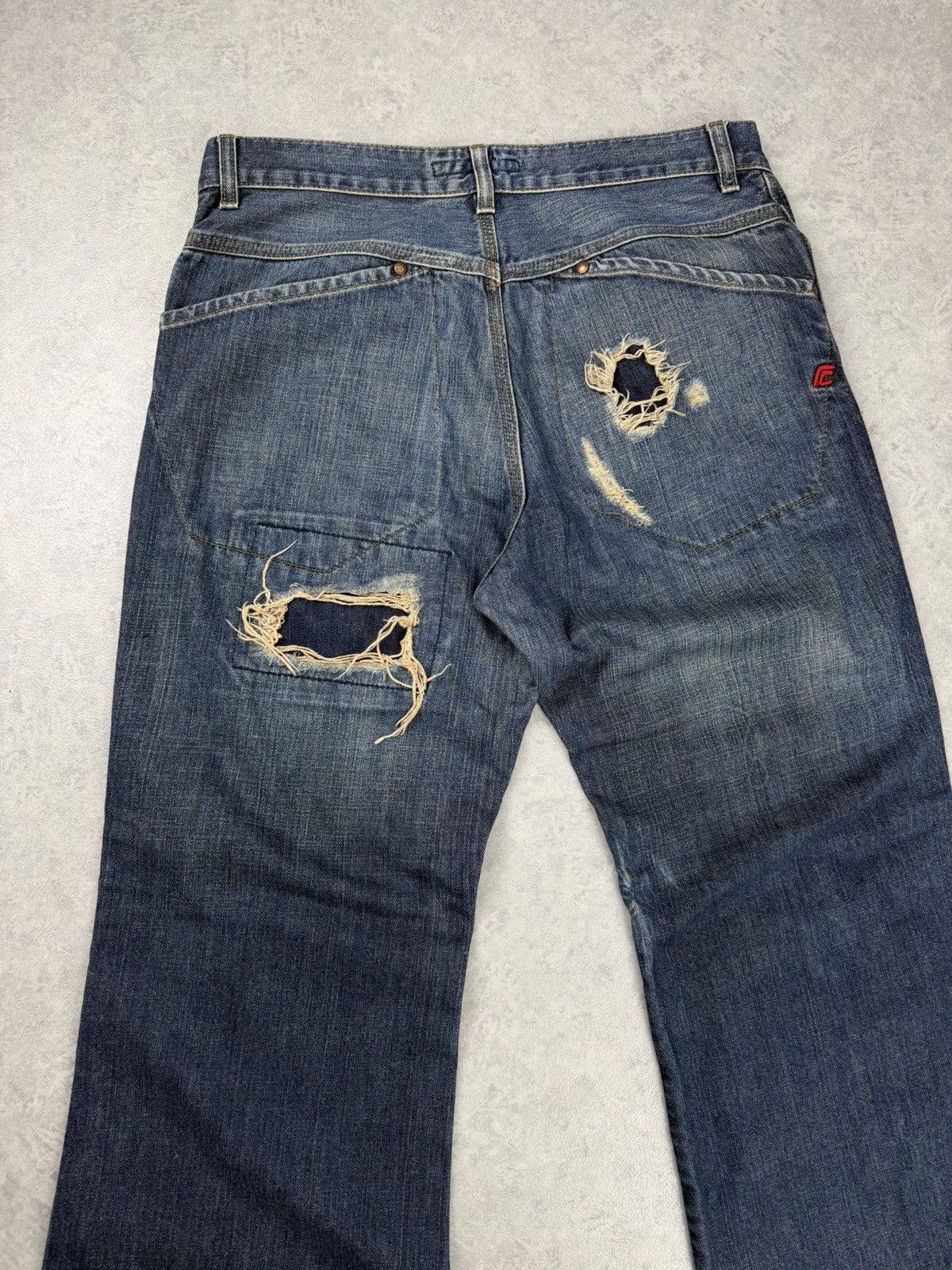 FCUK FCUK Jeans Distressed Flare Blue Denim Jeans Y2K Size 32 Size US 32 / EU 48 - 13 Thumbnail