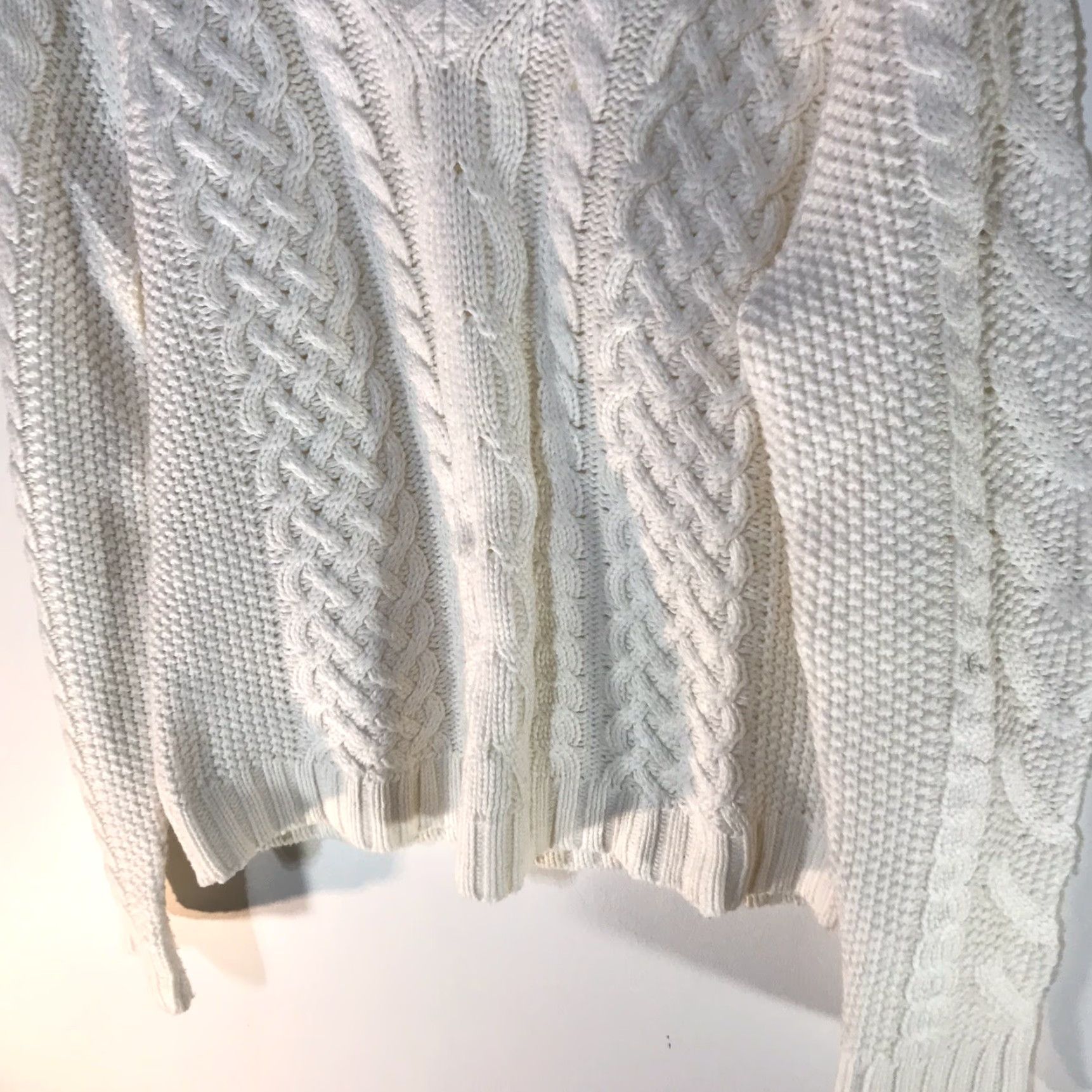 Vintage St. John's Bay Womens Sweater Pullover V-Neck Cable Knit Acrylic Ivory Size L Fall Winter Classic Size L / US 10 / IT 46 - 3 Thumbnail