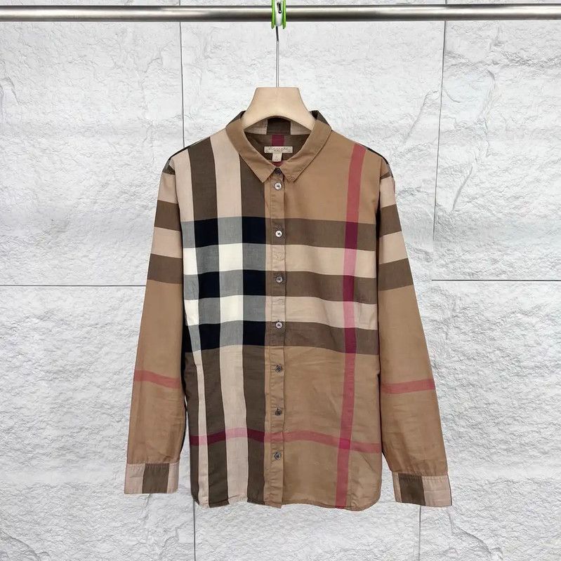 Burberry Burberry Khaki Cotton Long Sleeve Shirt Size US XL / EU 56 / 4 - 1 Thumbnail