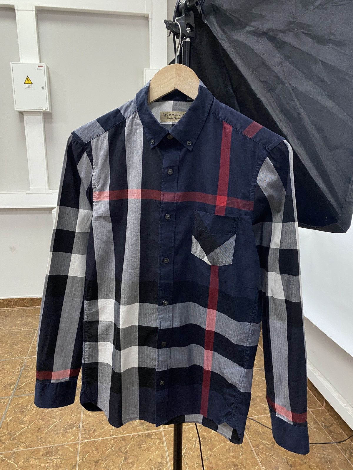 BURBERRY LONDON ENGLAND シャツ 10Y 140 Burberry London England White T Shirt | eBay
