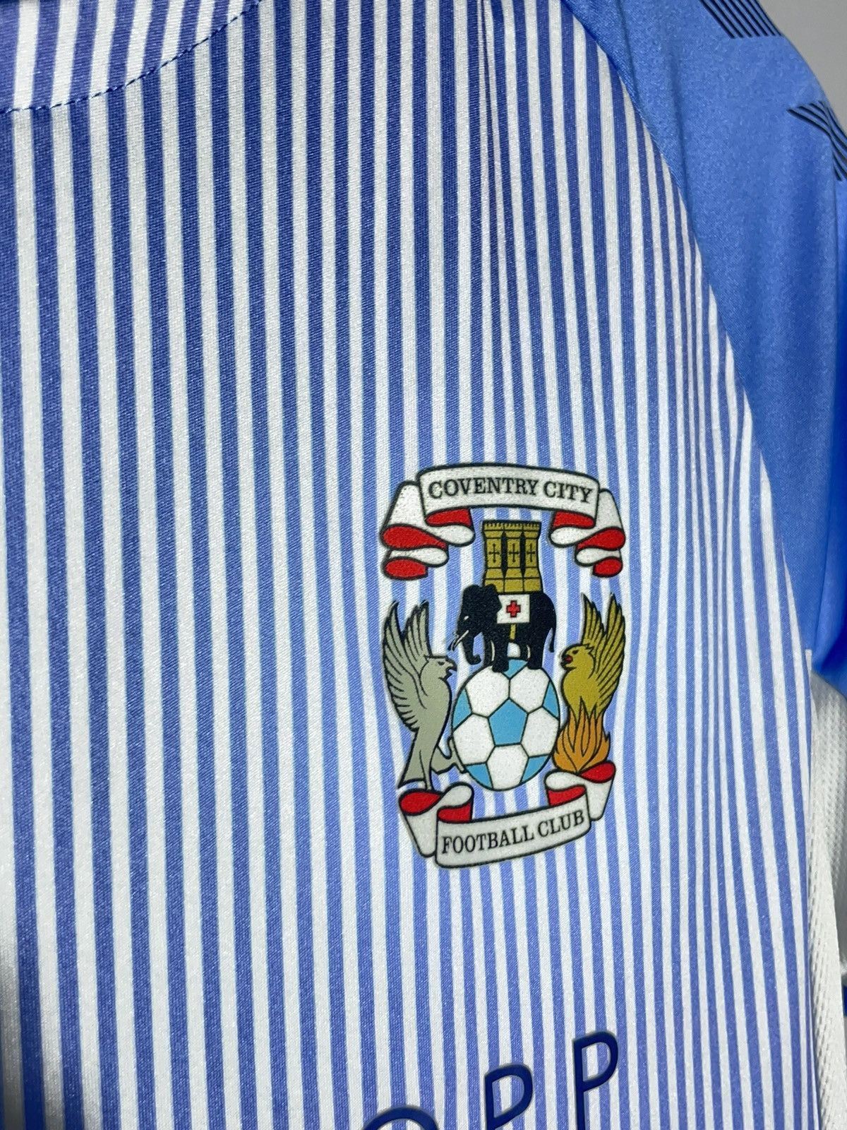 Hummel Coventry City Hummel 2019/20 Y2k Home Football Shirt Size US M / EU 48-50 / 2 - 4 Thumbnail