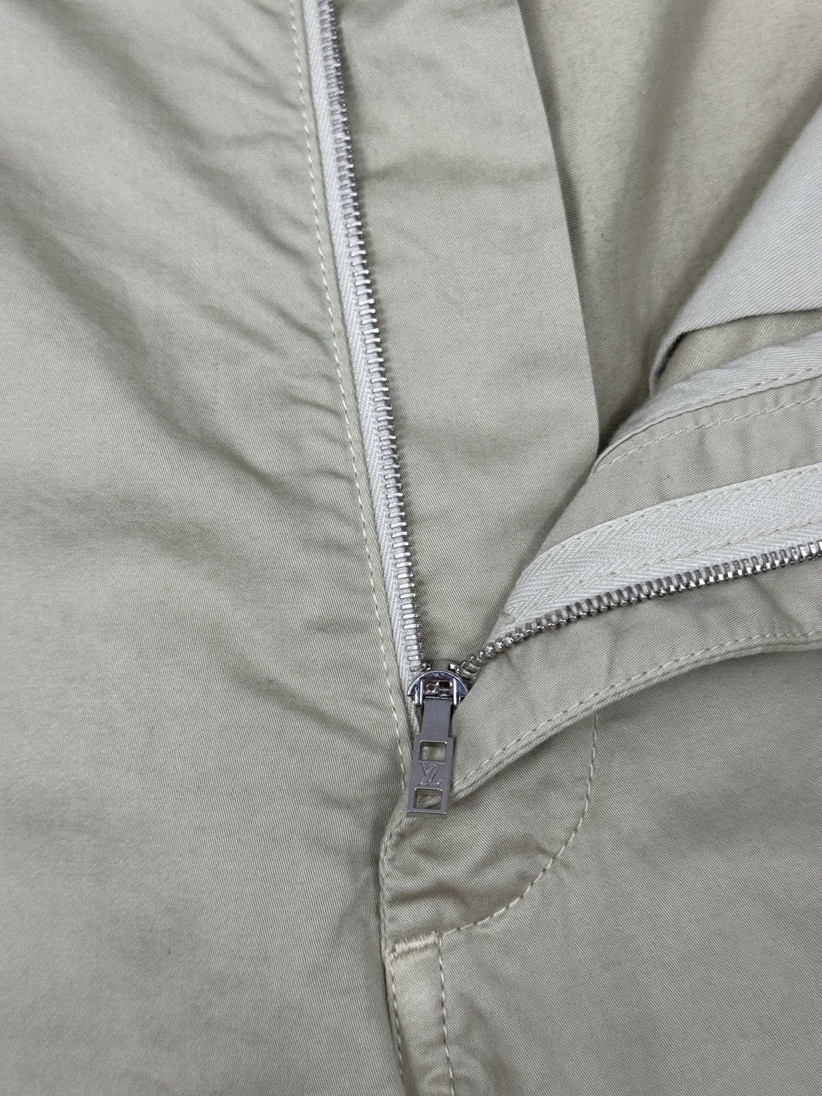 Louis Vuitton Louis Vuitton Men’s Vintage Shorts Waist : 33 Size US 33 - 8 Thumbnail