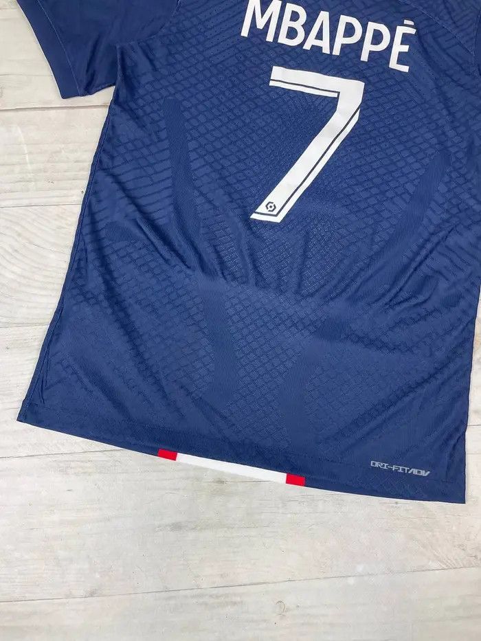 Nike PARIS SAINT-GERMAIN 2022 2023 Mbappe #7 Player Issue Jersey Size US S / EU 44-46 / 1 - 13 Thumbnail