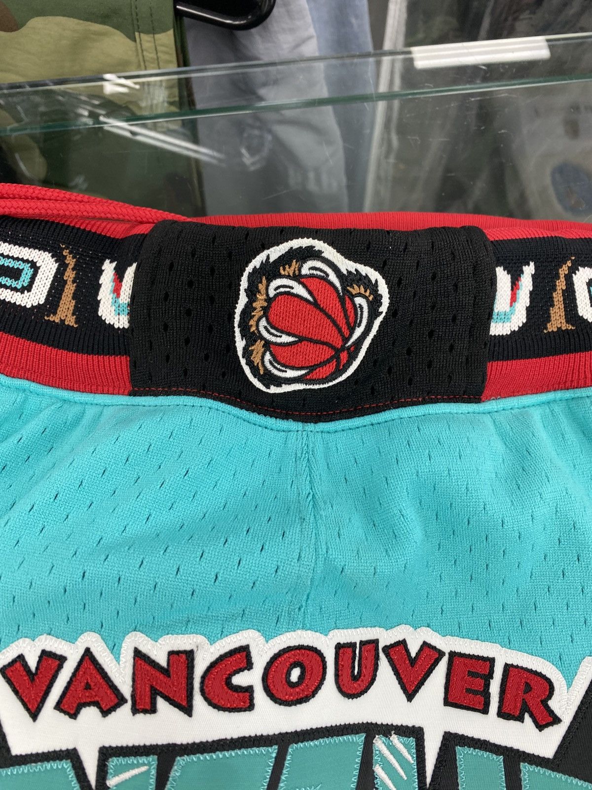 Just Don × Mitchell & Ness Just Don Vancouver grizzlies shorts small away authentic Size US 30 / EU 46 - 9 Thumbnail