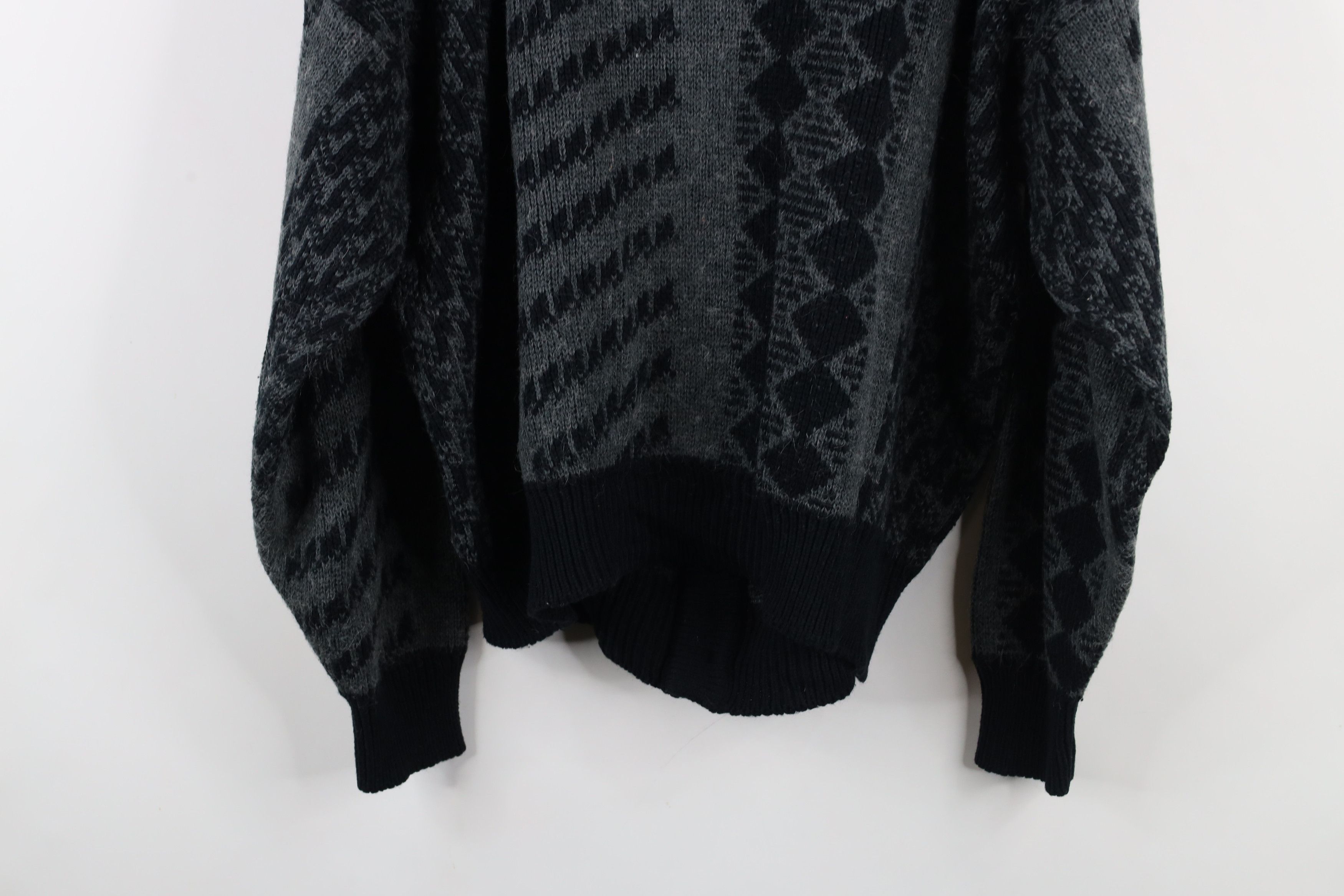 Vintage Vintage 90s Streetwear Trim Boxy Fit Cardigan Sweater Size US XL / EU 56 / 4 - 10 Thumbnail