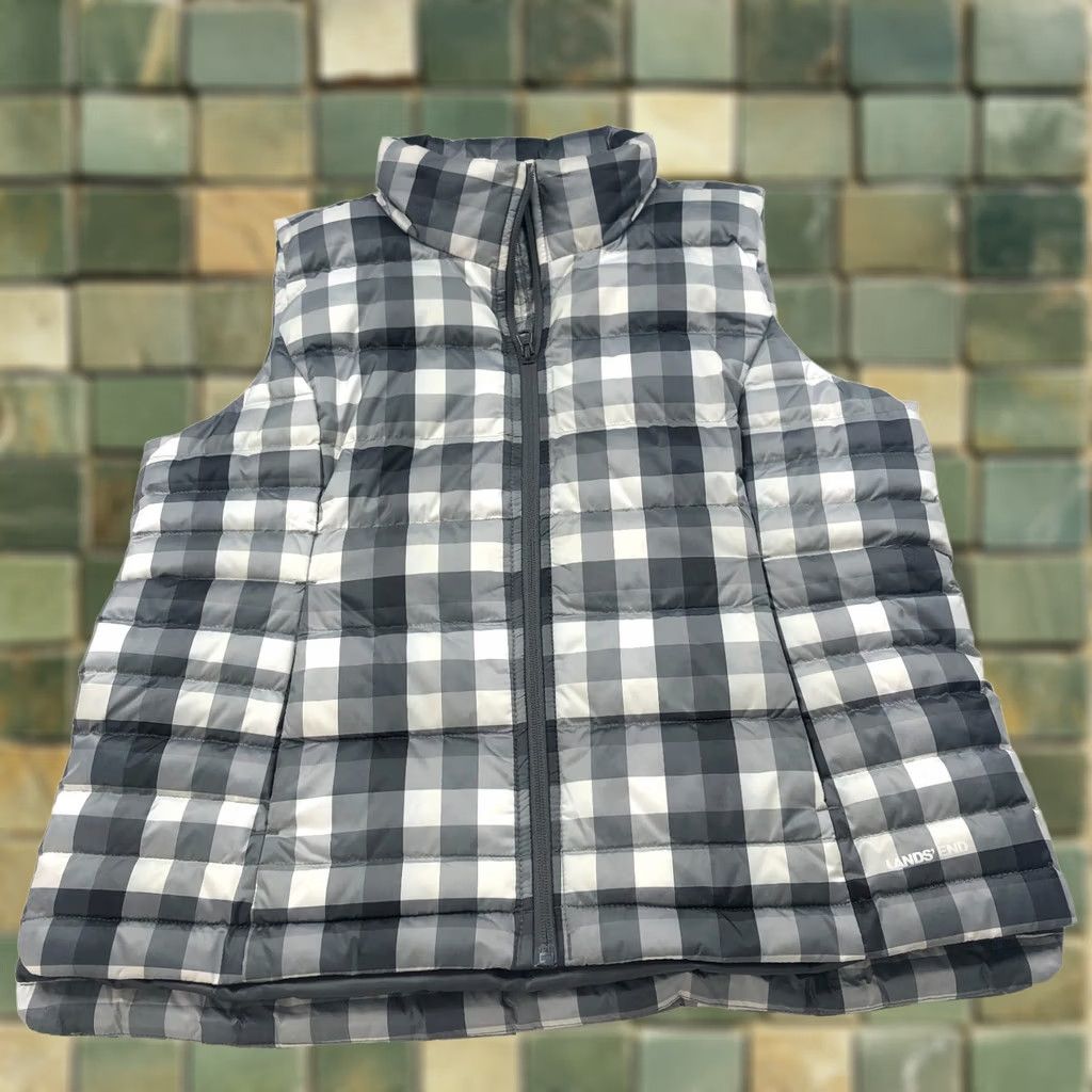 Lands' End Lands' End PM Petite Medium Womens Quilted Full Zip Vest Gray Vest, Quilted, Full Zip, Wool/Polyester, Knit, Vest for Women, Size PM, Gray Size M / US 6-8 / IT 42-44 - 1 Thumbnail