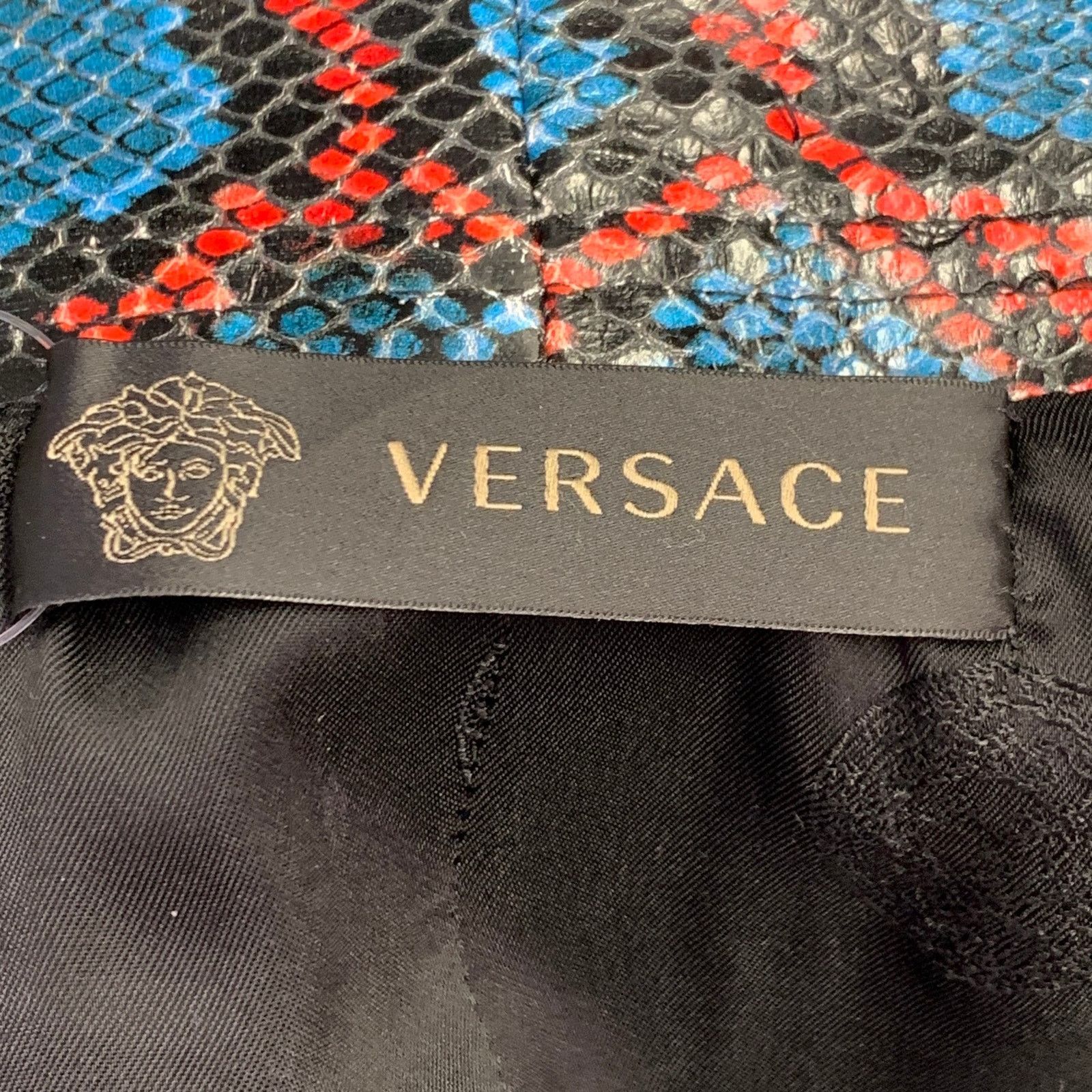 Versace VERSACE Size S Red Blue Leather Snake Embossed Pencil Skirt Size 27" / US 4 / IT 40 - 5 Thumbnail