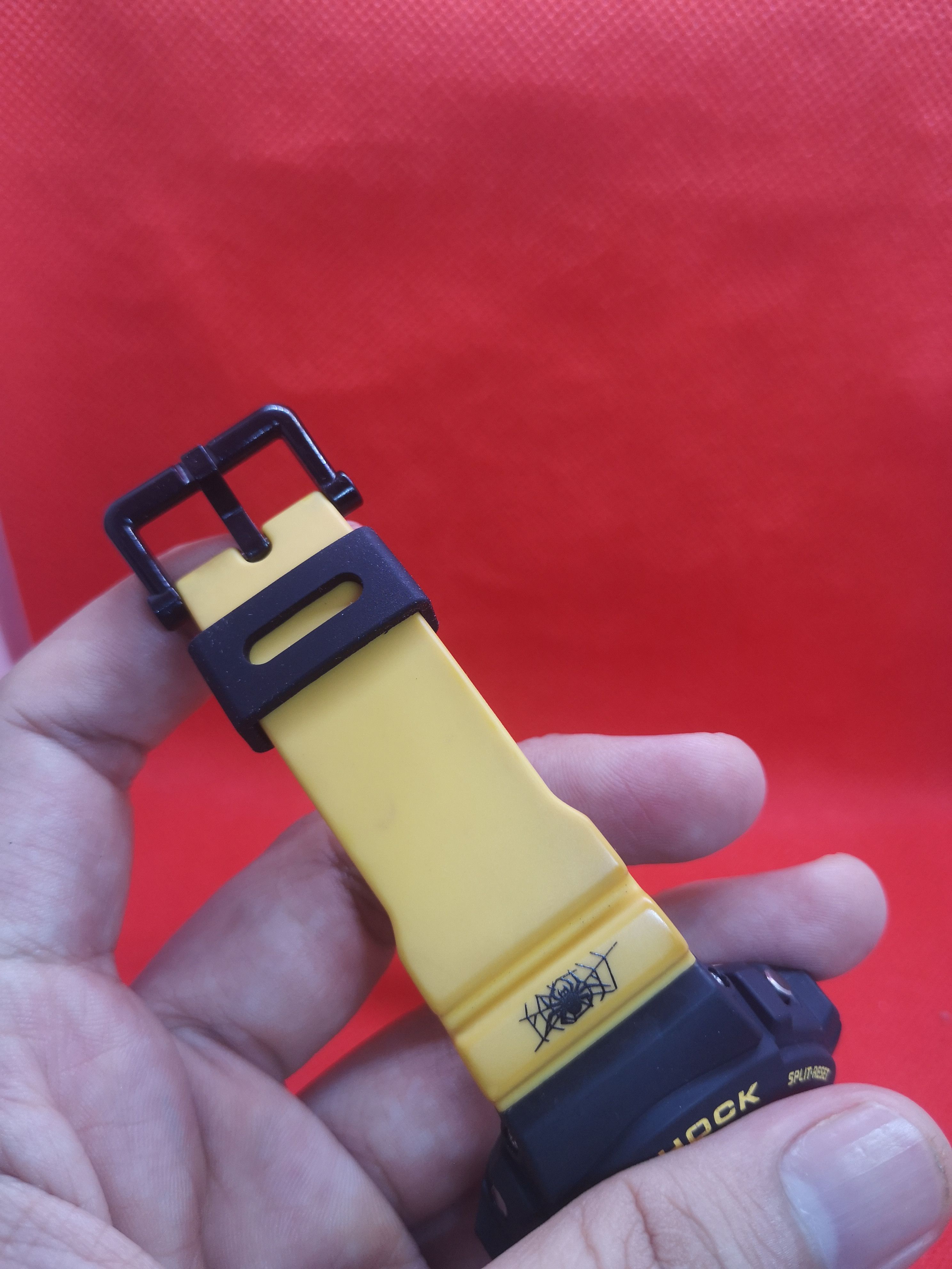 G Shock G-Shock DW-6900-H9 Thrasher. Size ONE SIZE - 7 Thumbnail