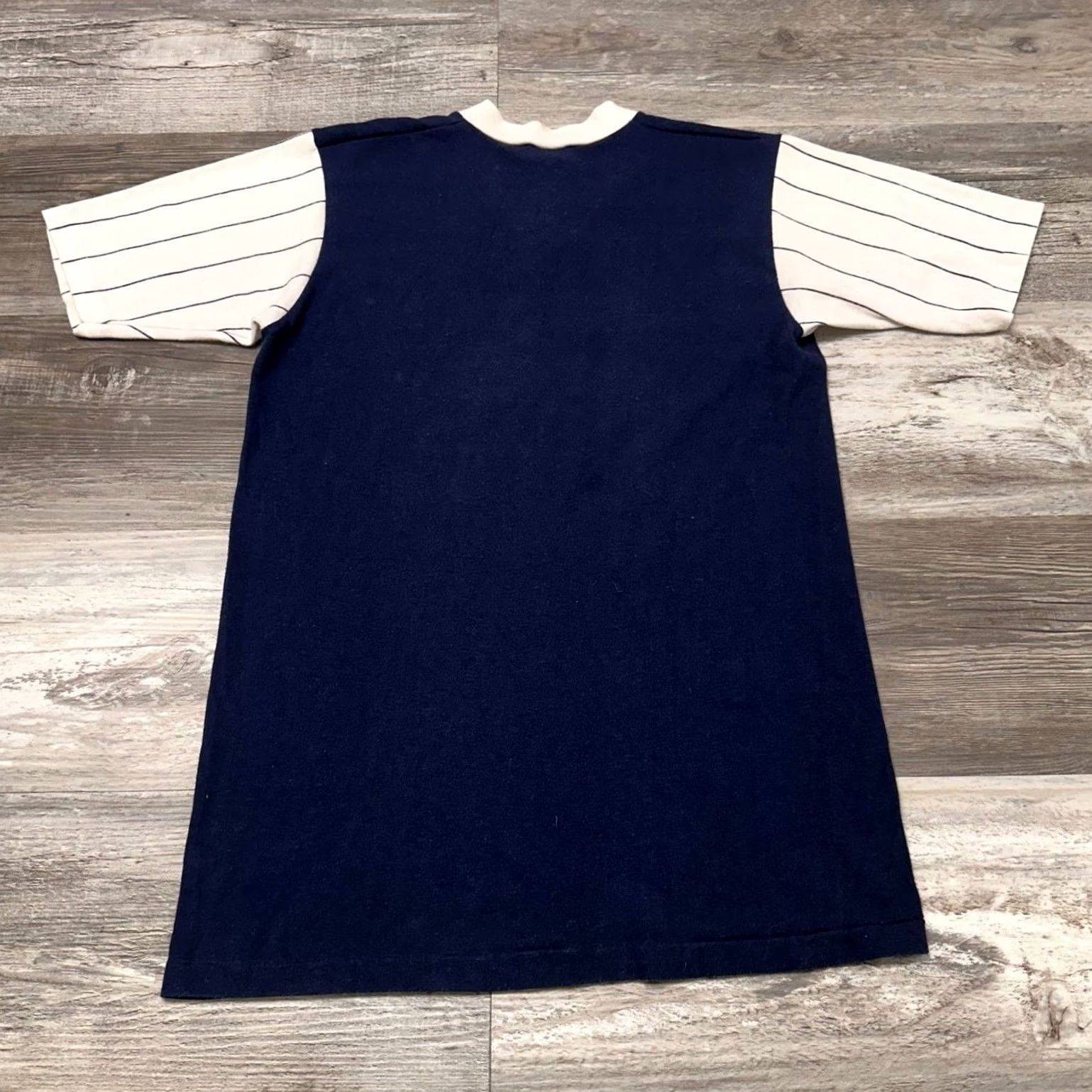 Velva Sheen VINTAGE Velva Sheen Wanake 82 Blue T-Shirt M Men V-Neck Ringer 70s 80s Number Jersey Short Sleeve Size US M / EU 48-50 / 2 - 3 Thumbnail