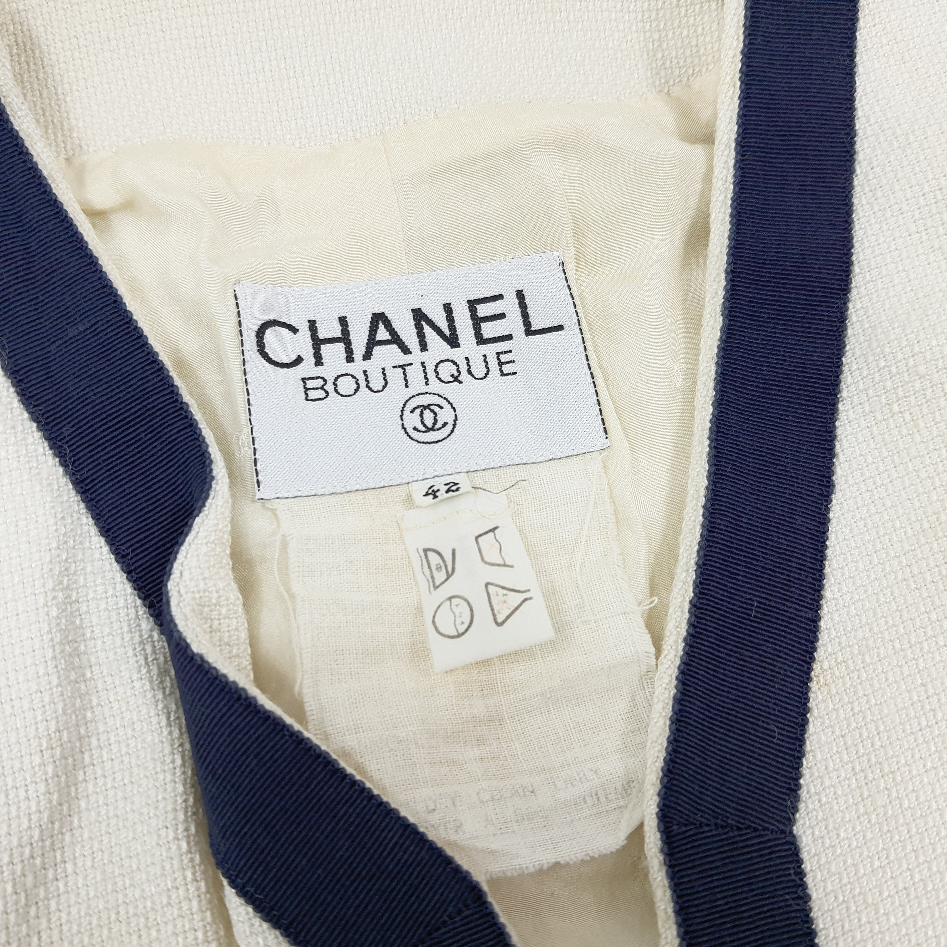 Vintage 80’s Chanel Ivory/Black Tweed Zipper Made In France Jacket Size S / US 4 / IT 40 - 3 Thumbnail