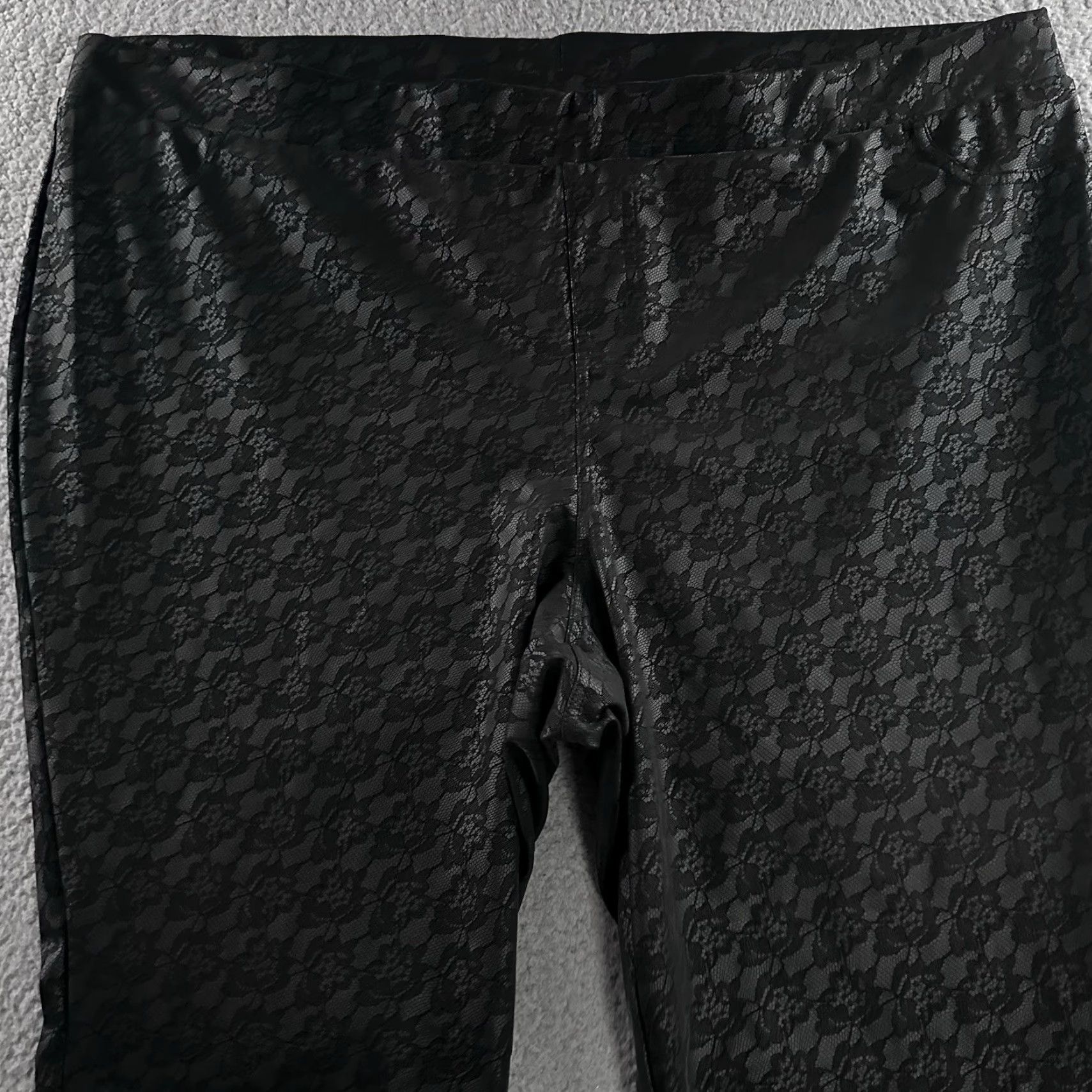 Torrid Torrid Leggings Black 5X Ankle Lace Floral Polyester Blend Womens Plus Pants Size 40" / US 18 - 2 Thumbnail