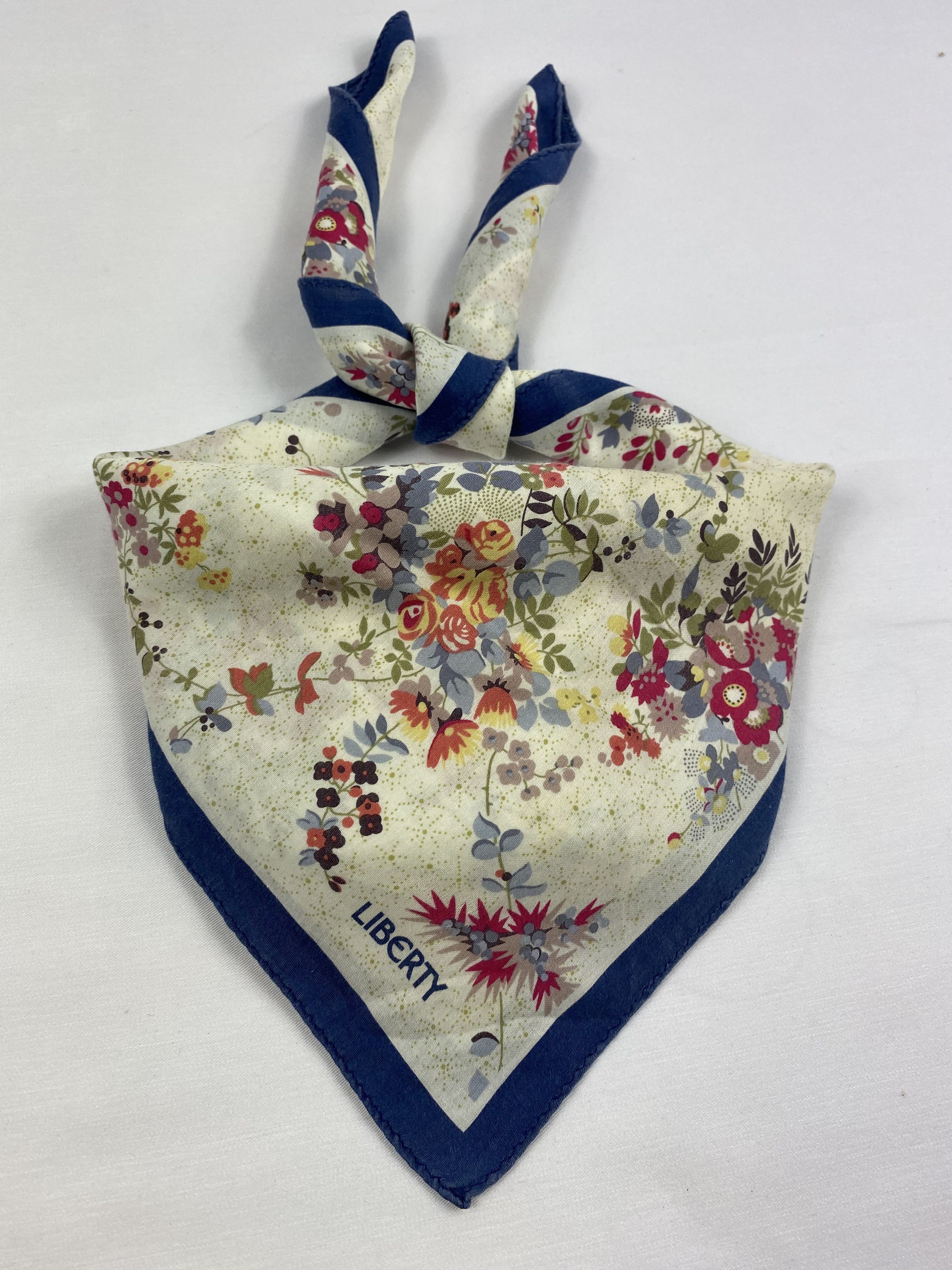 Liberty × Vintage Liberty Handkerchief / Bandana / Neckerchief Size ONE SIZE - 1 Thumbnail