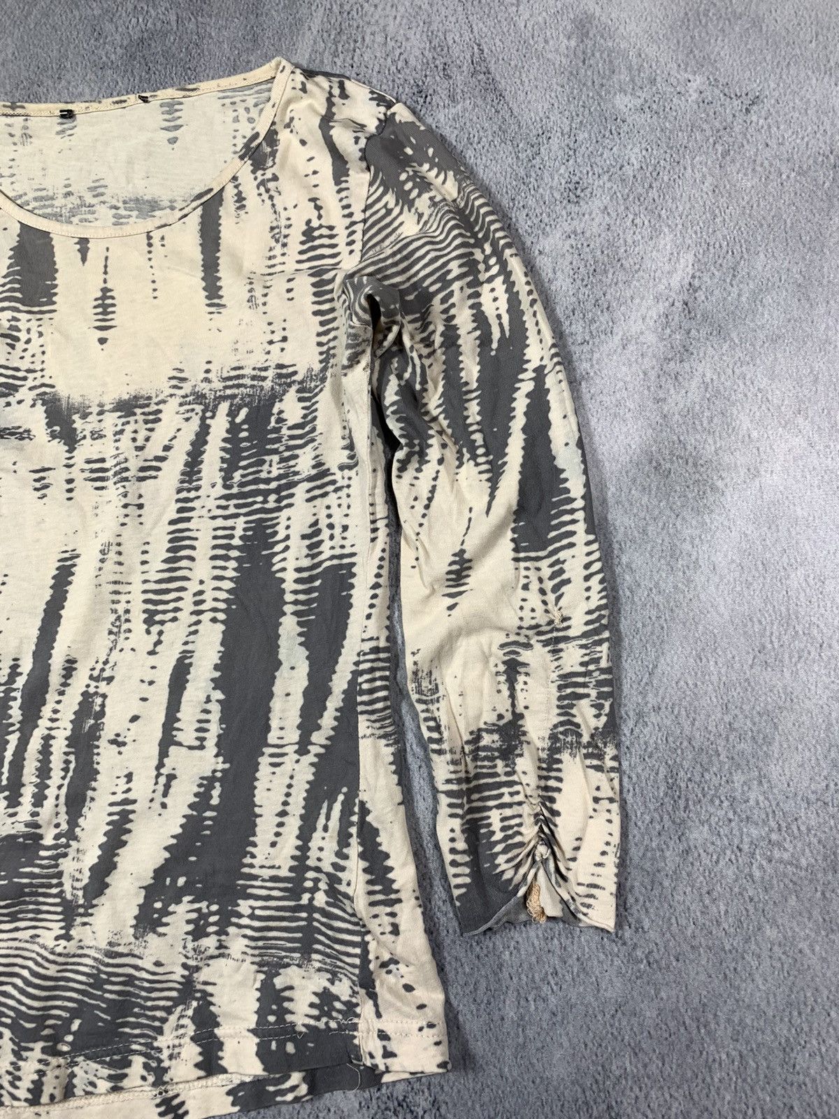 Other Vintage Y2K Japanese all over abstract longsleeve tee size S Size S / US 4 / IT 40 - 3 Thumbnail
