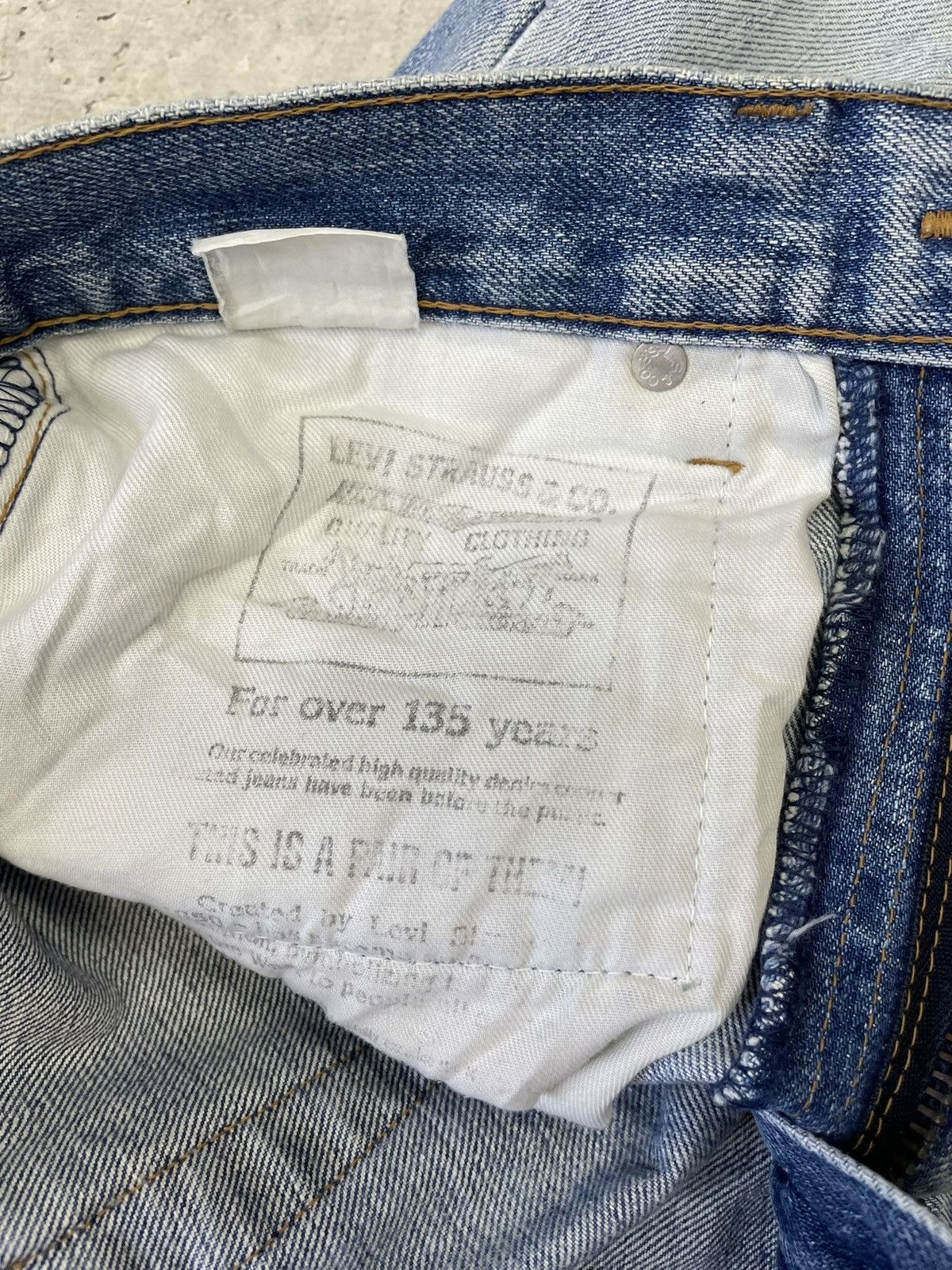 Levi's Levi’s blue jeans faded washed 90s from Japan selvage Size US 28 / EU 44 - 7 Thumbnail