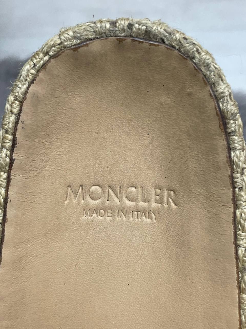 Moncler Moncler Luxury Faded Flats Leather Sleeper’s Size US 9 / IT 39 - 7 Thumbnail