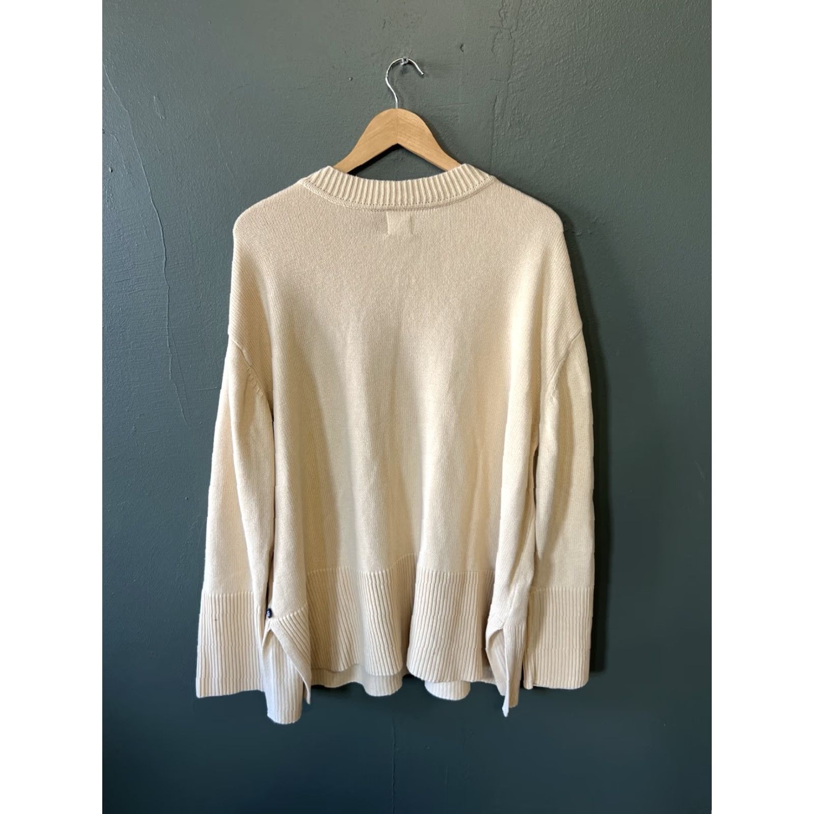 Gap Gap Beige Long Sleeve Knit Pullover Sweatshirt 2XL Women Shirt Sweater Crew Neck Pullover Beige 2XL Womens Size XXL / US 16-18 / IT 52-54 - 2 Thumbnail