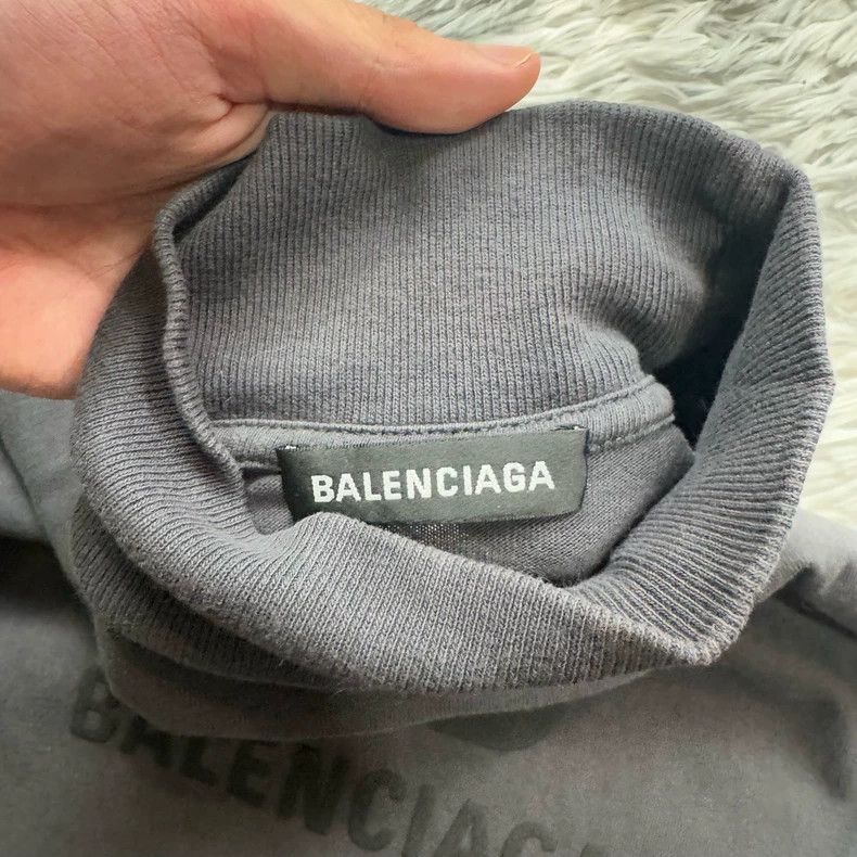Balenciaga Balenciaga Lock long sleeve Size US XS / EU 42 / 0 - 5 Thumbnail