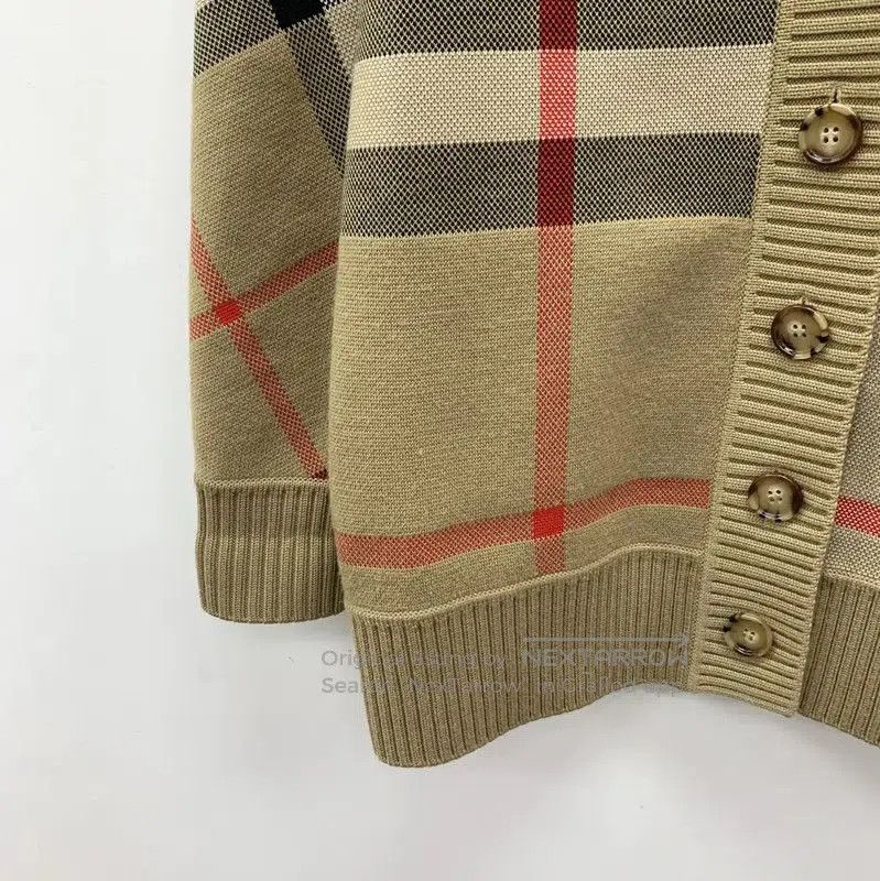 Burberry Burberry Brown Polyester Women's Cardigan. Size XS / US 0-2 / IT 36-38 - 4 Thumbnail