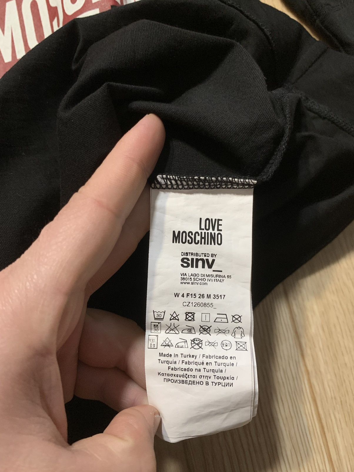 Love Moschino Love Moschino Multilogo T-Shirt Size M / US 6-8 / IT 42-44 - 7 Thumbnail