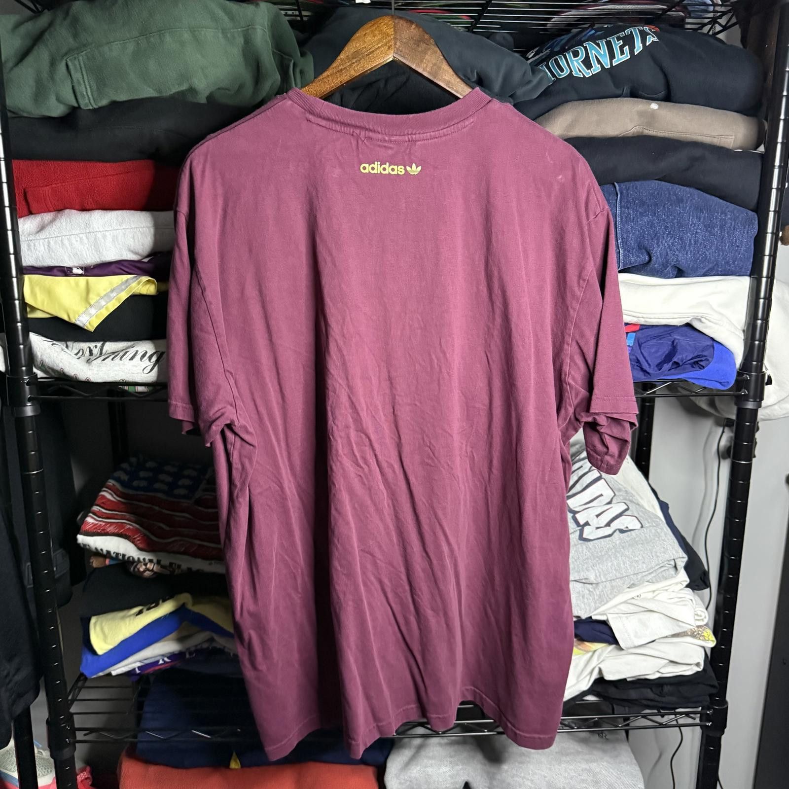 Adidas Adidas Vintage Graphic Tee - Maroon Size US XL / EU 56 / 4 - 4 Thumbnail