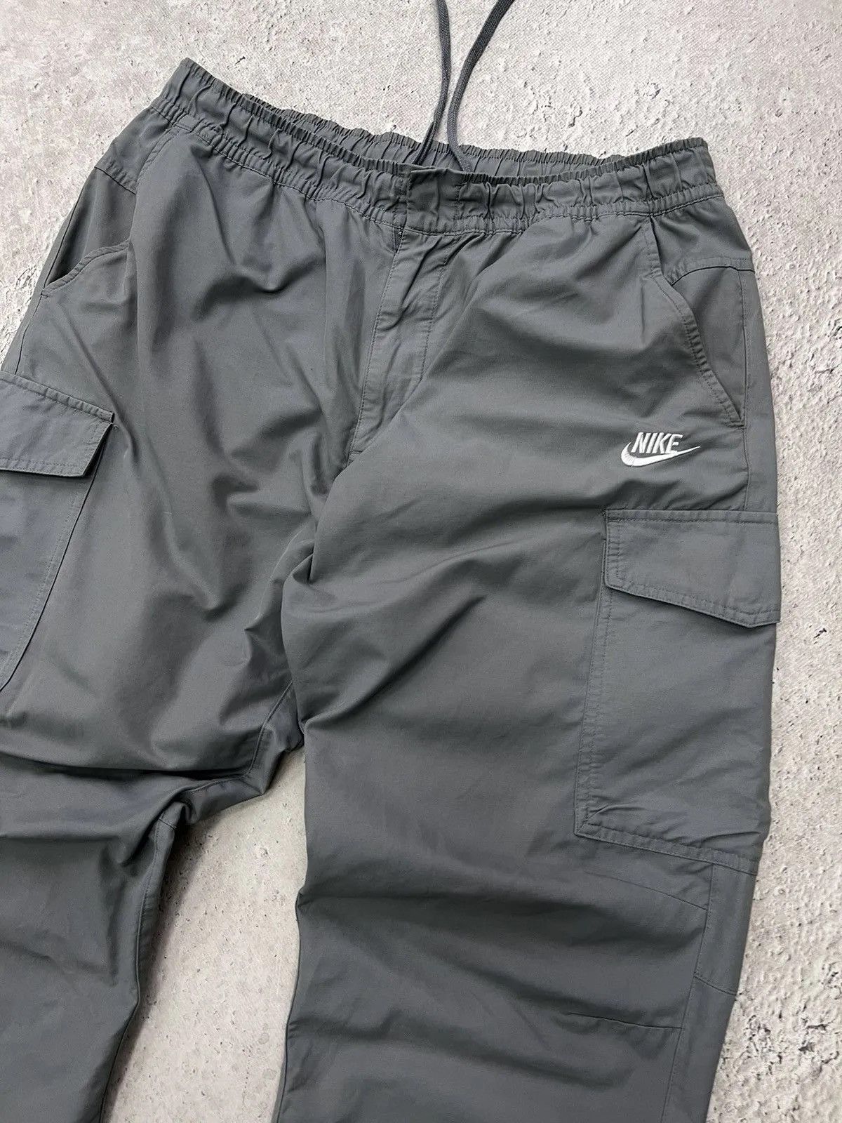 Nike Nike drill cargo pants y2k nylon swoosh y2k Size US 35 - 3 Thumbnail