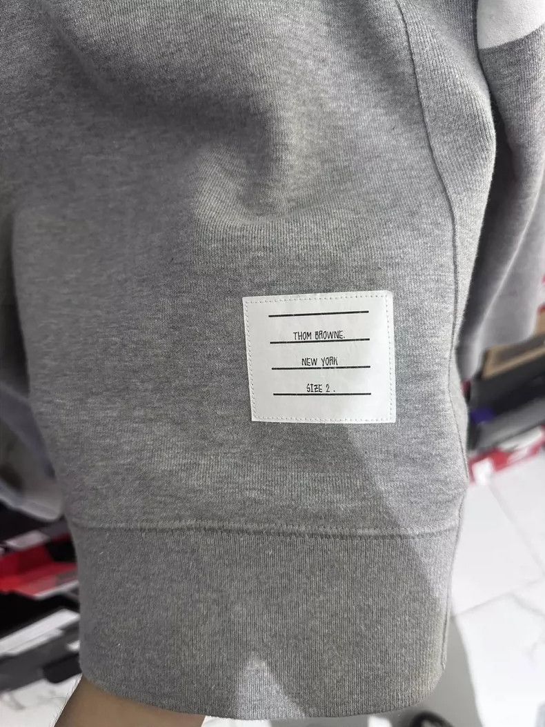 Thom Browne Thom Browne White stripes on the arm Gray sweatshirt 2506-N Size US M / EU 48-50 / 2 - 4 Thumbnail