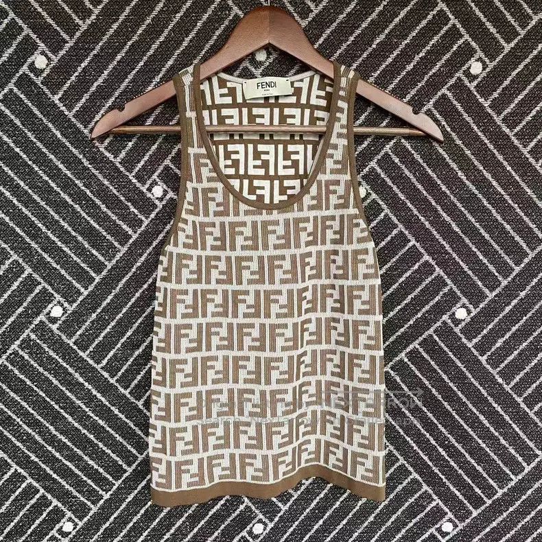 Fendi Fendi SS24 Logo Letter Jacquard Round Neck Slim Fit Vest - Size XXS / US 00 / IT 34 - 2 Thumbnail