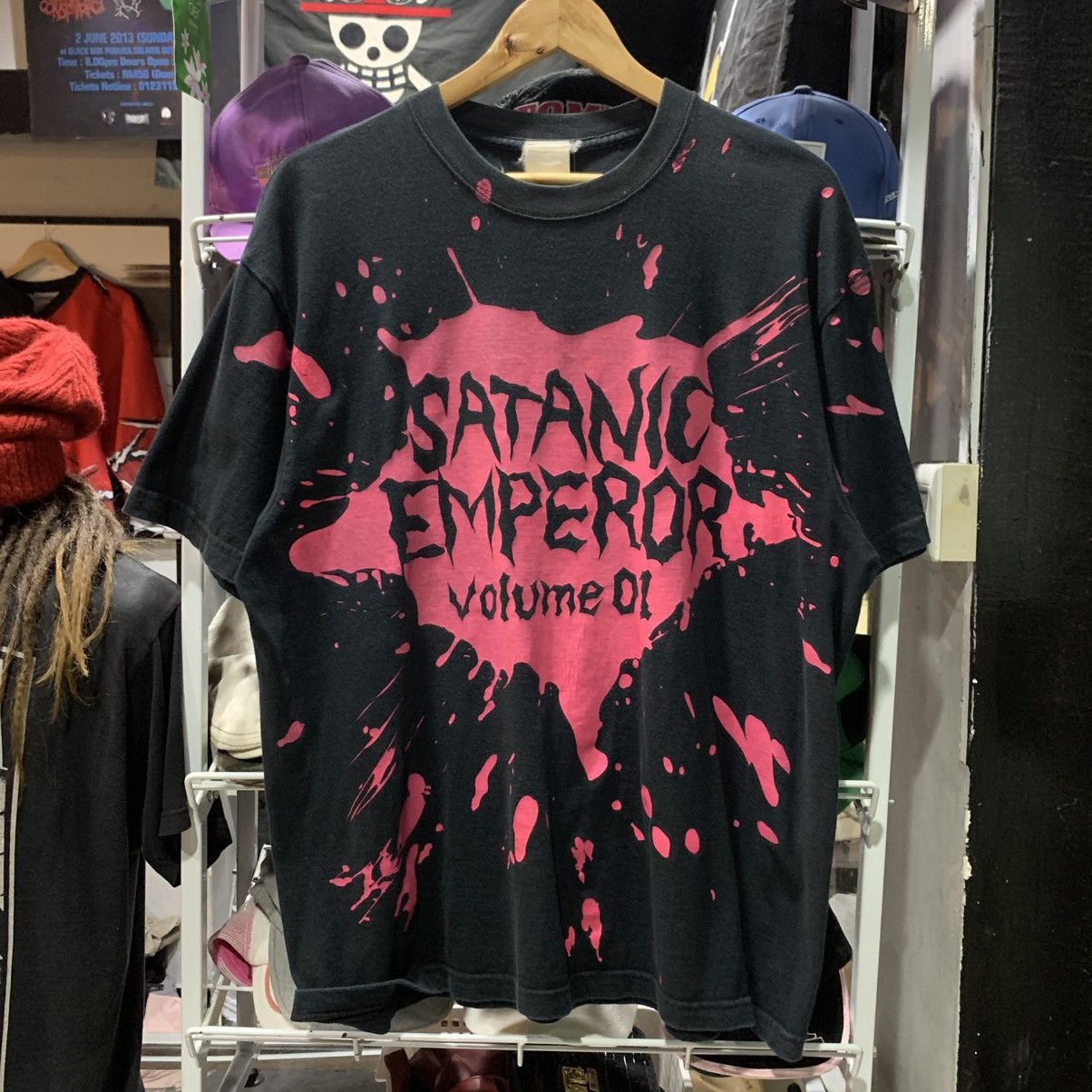 Other Satanic Emperor Volume 01 Graphic Tee Size US L / EU 52-54 / 3 - 1 Thumbnail