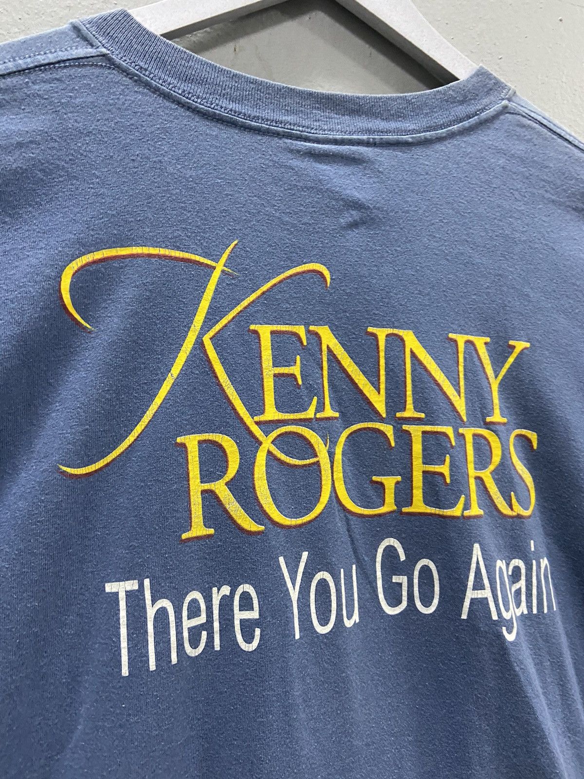 Band Tees KENNY ROGER THERE YOU GO AGAIN 2000 ALBUM TEE SHIRT Size US XL / EU 56 / 4 - 4 Thumbnail