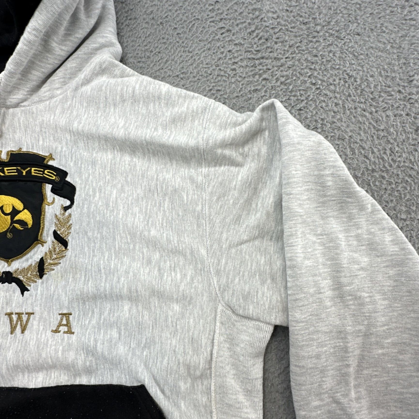 NCAA VINTAGE 90s Out Of Bounds Iowa Hawkeyes Double Hood Hoodie Rare NCAA XL Blue Mens Size US XL / EU 56 / 4 - 4 Thumbnail
