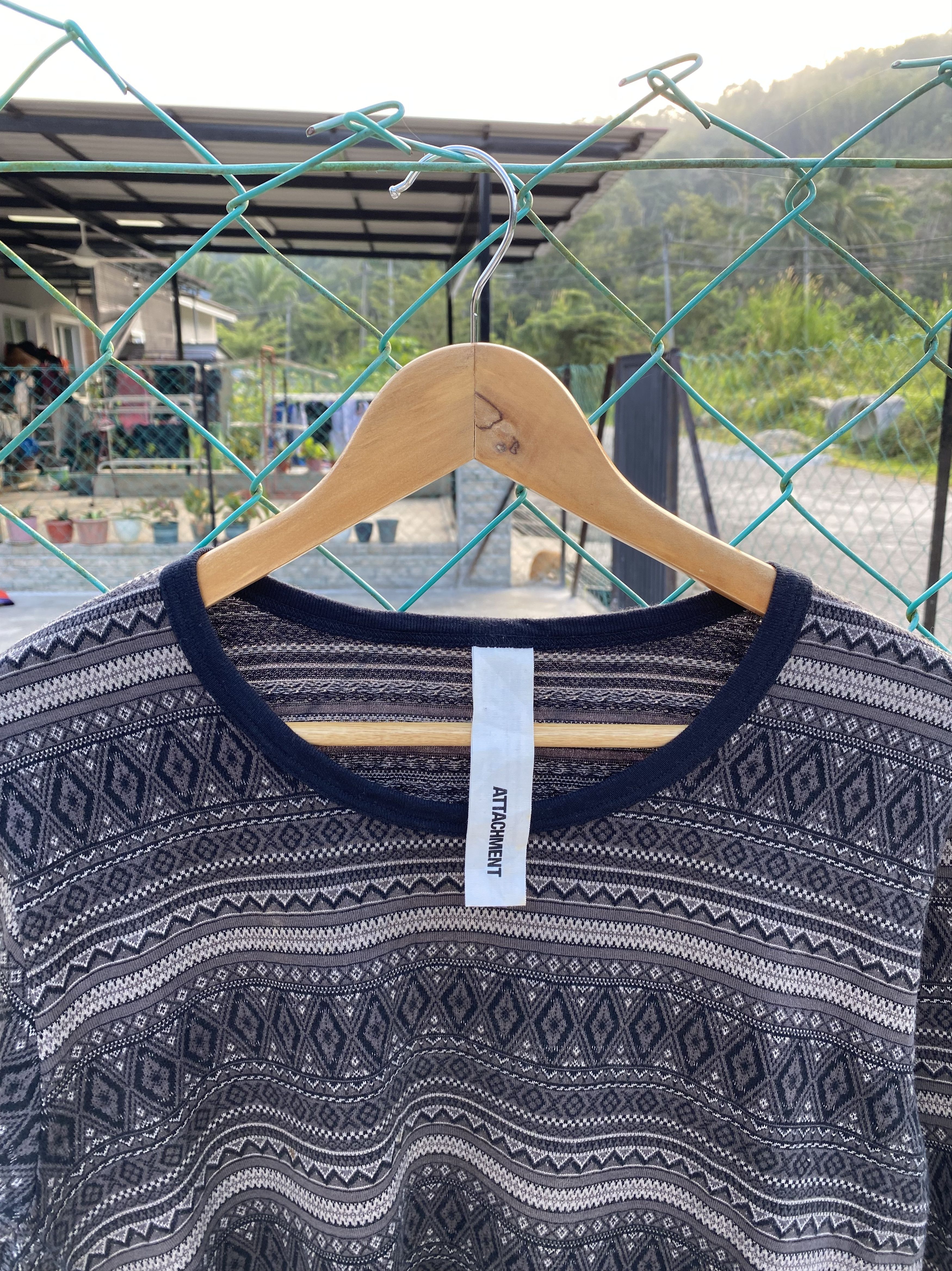 Attachment Attachment navajo long sleeve tees Size US S / EU 44-46 / 1 - 5 Thumbnail