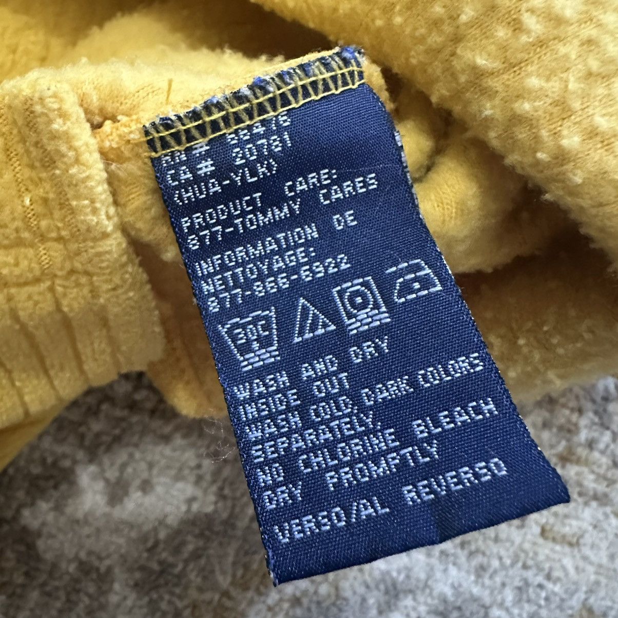 Tommy Hilfiger × Vintage VTG Y2K Tommy Hilfiger Yellow Corduroy Style Fleece V-Neck Size US XL / EU 56 / 4 - 6 Thumbnail