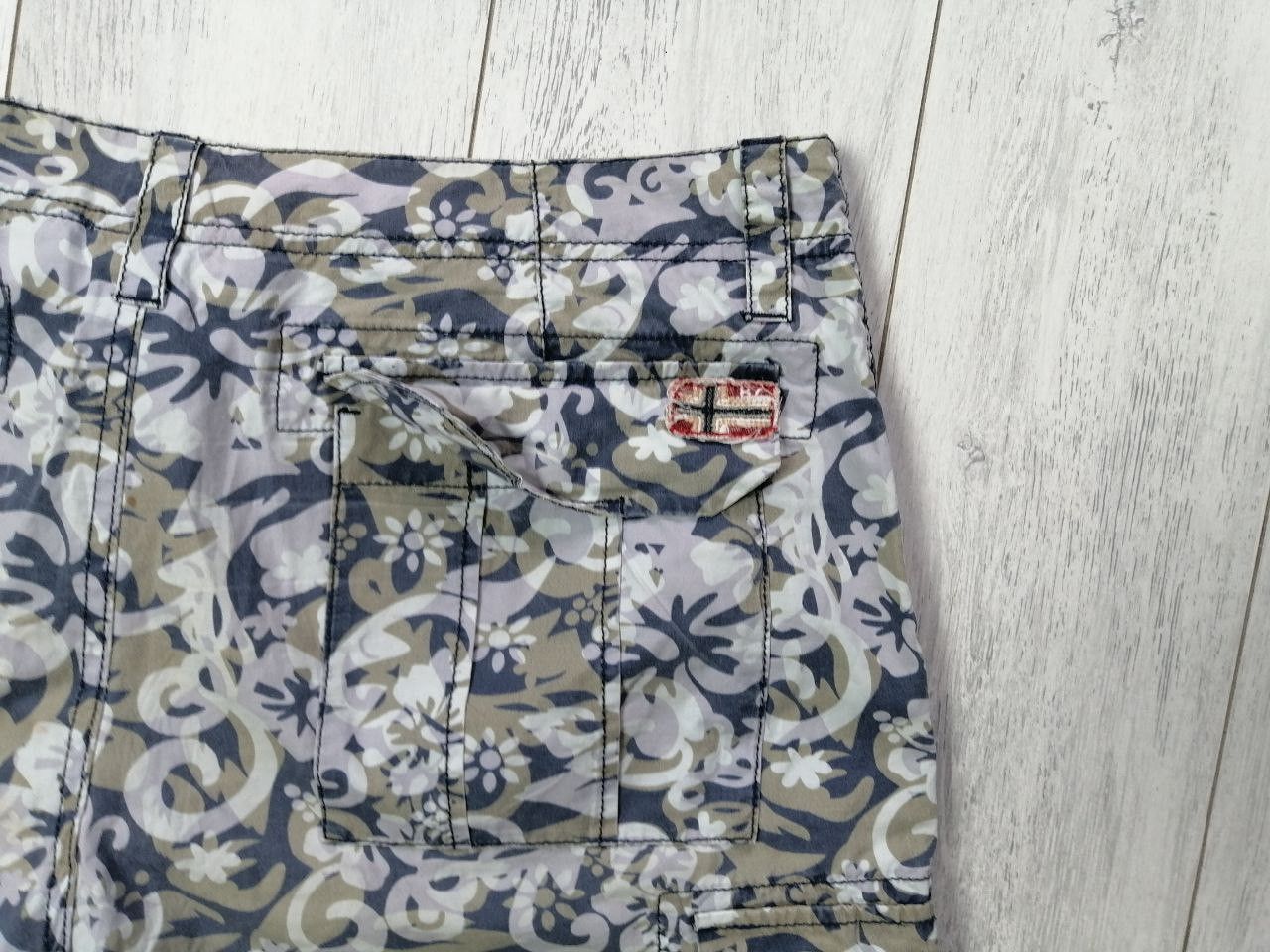 Napapijri Napapijri Vintage Cargo Shorts Size 34 Size US 34 / EU 50 - 4 Thumbnail