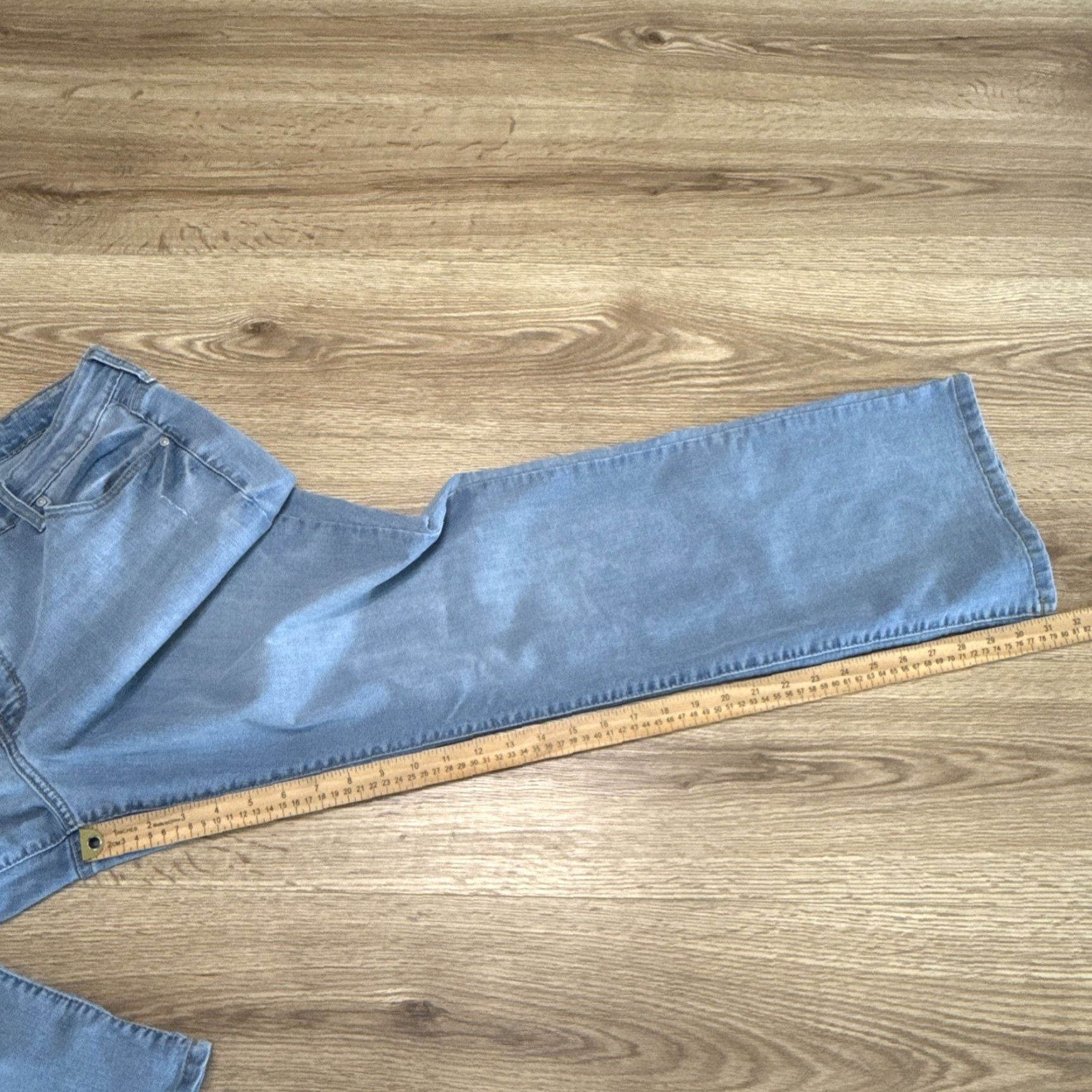 Vintage VINTAGE Wonderly Women's Jeans Bootcut Plus Size 18W Light Wash Denim 31.5 Inseam Size 40" / US 18 - 7 Thumbnail