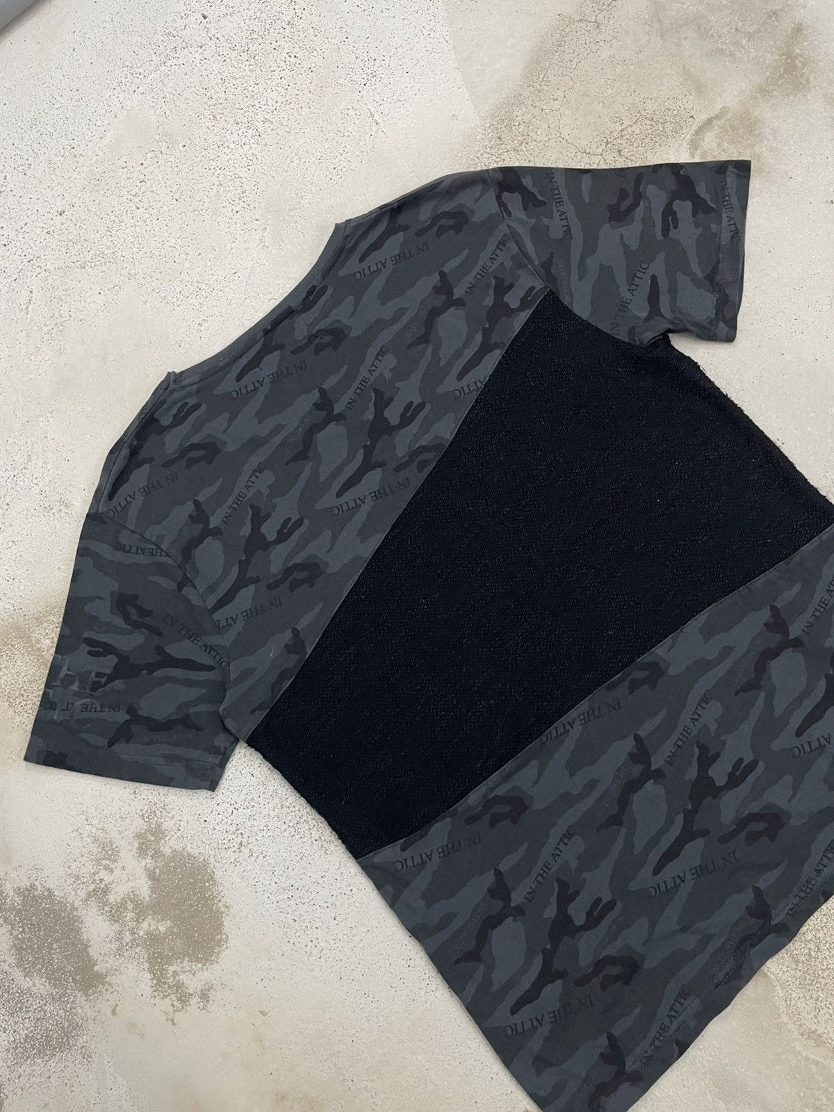 In The Attic × Japanese Brand In The Attic Homme Spellout Army Camo Design V Neck Size US L / EU 52-54 / 3 - 9 Thumbnail