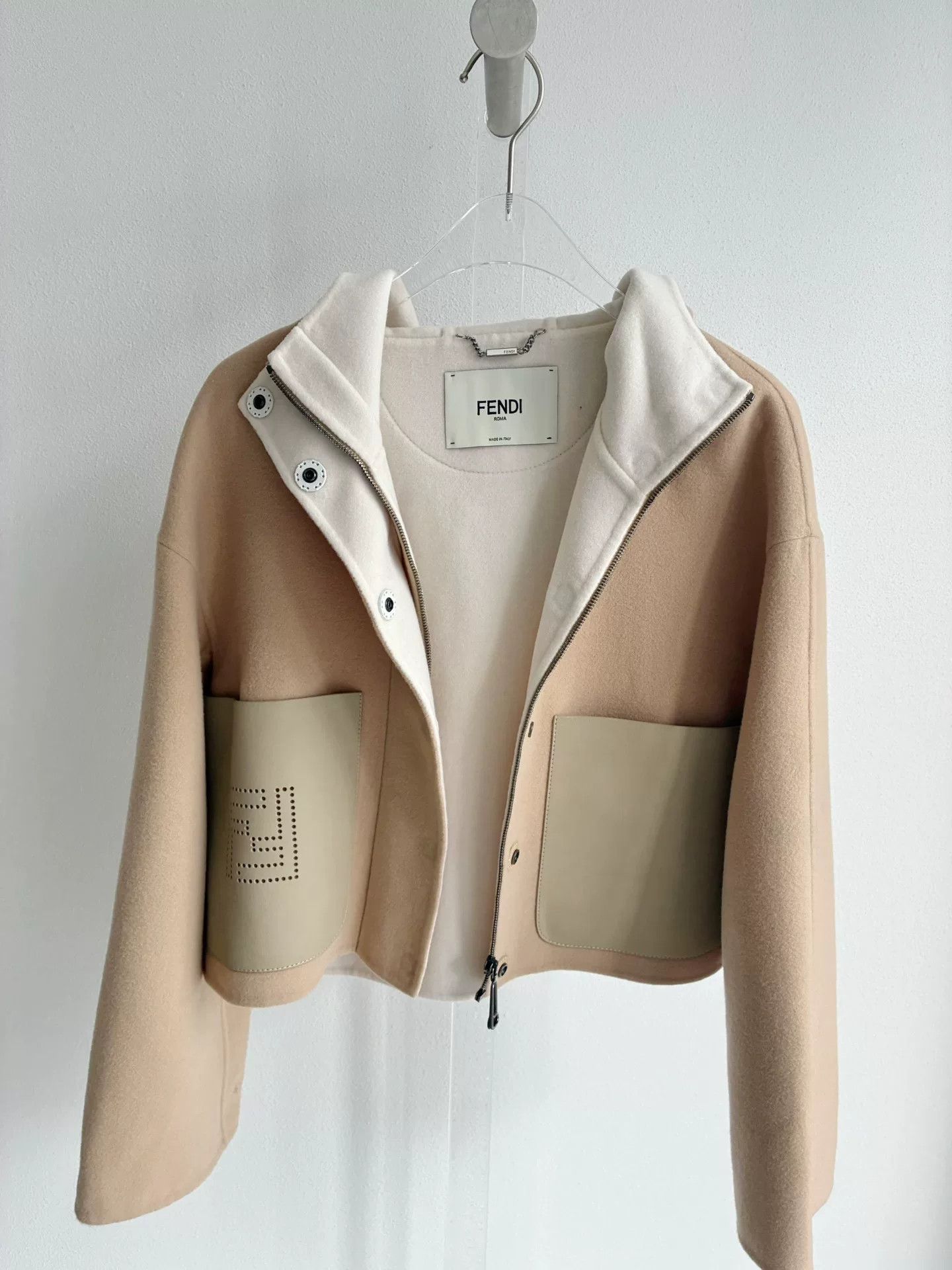 Fendi Fendi Beige Wool Hooded Coat Size US S / EU 44-46 / 1 - 1 Thumbnail