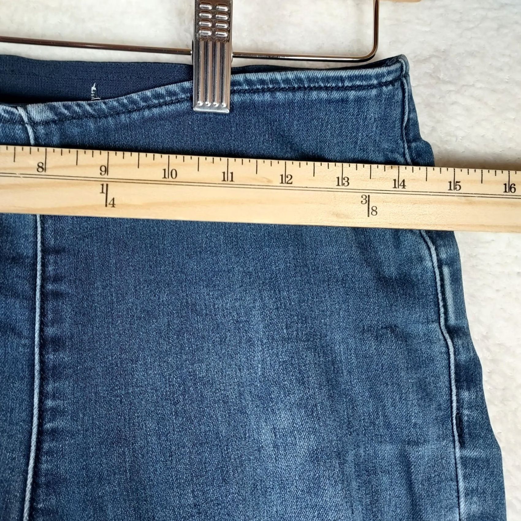 Free People VINTAGE? No — Free People Jeans Flared Women’s 26 Blue Denim Stretch Pull On 5-Pocket Festival Bohemian Shirt? Size 26" / US 2 / IT 38 - 6 Thumbnail