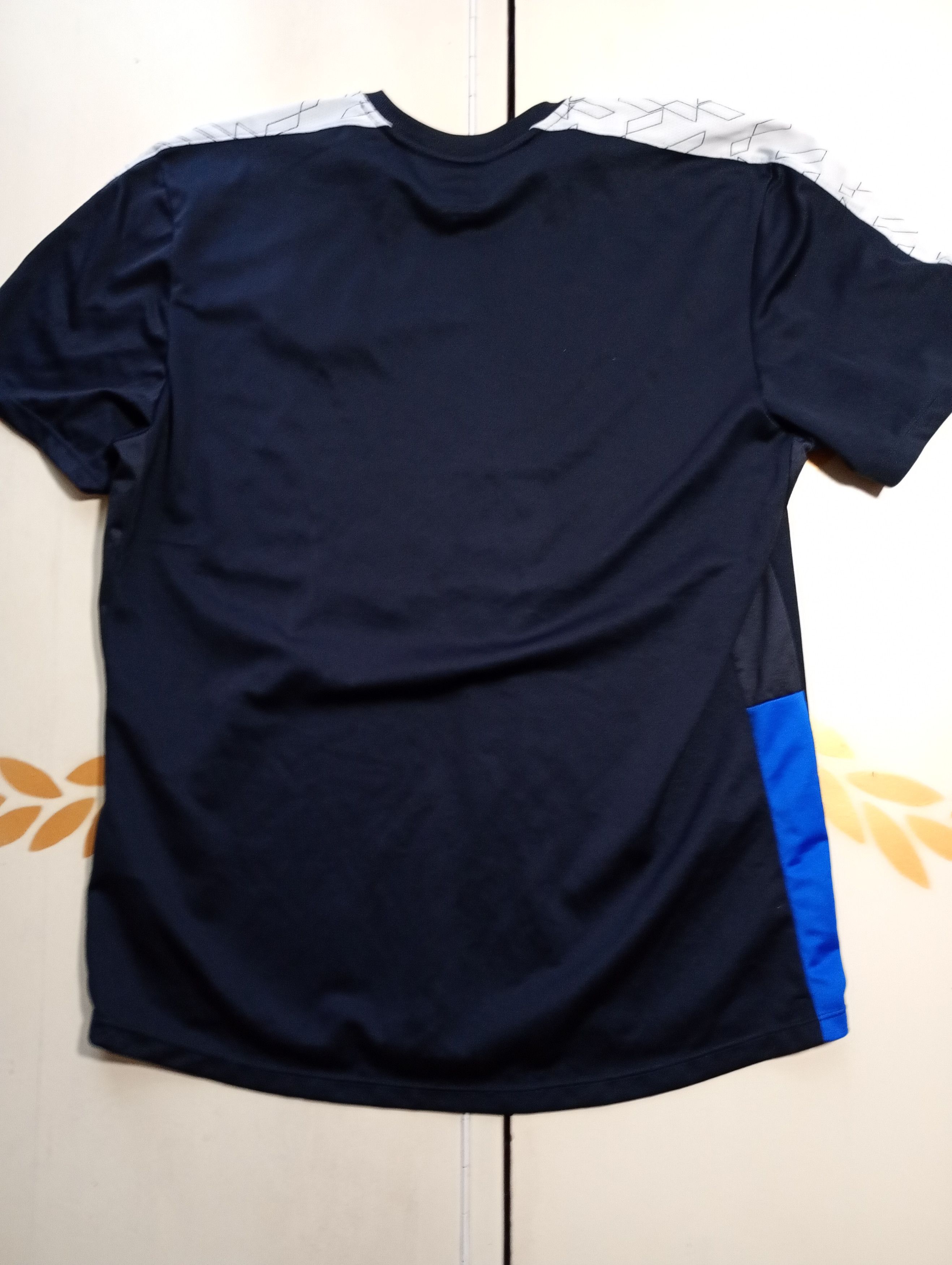 Umbro Umbro Everton Training Jersey 2017-2018 Size US XL / EU 56 / 4 - 11 Thumbnail