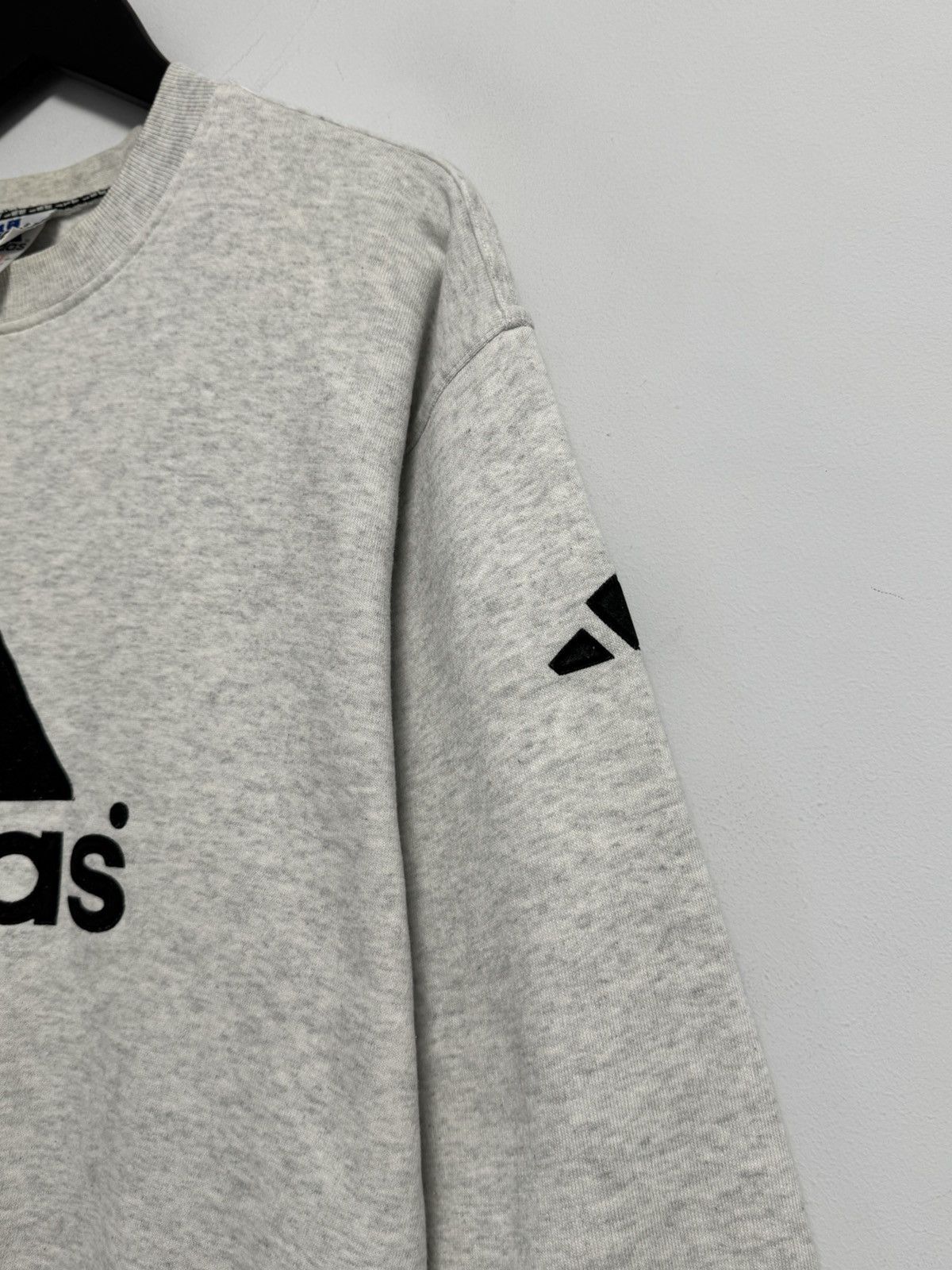 Adidas Adidas Vintage Y2K style 90’s Style Gray Size US L / EU 52-54 / 3 - 6 Thumbnail