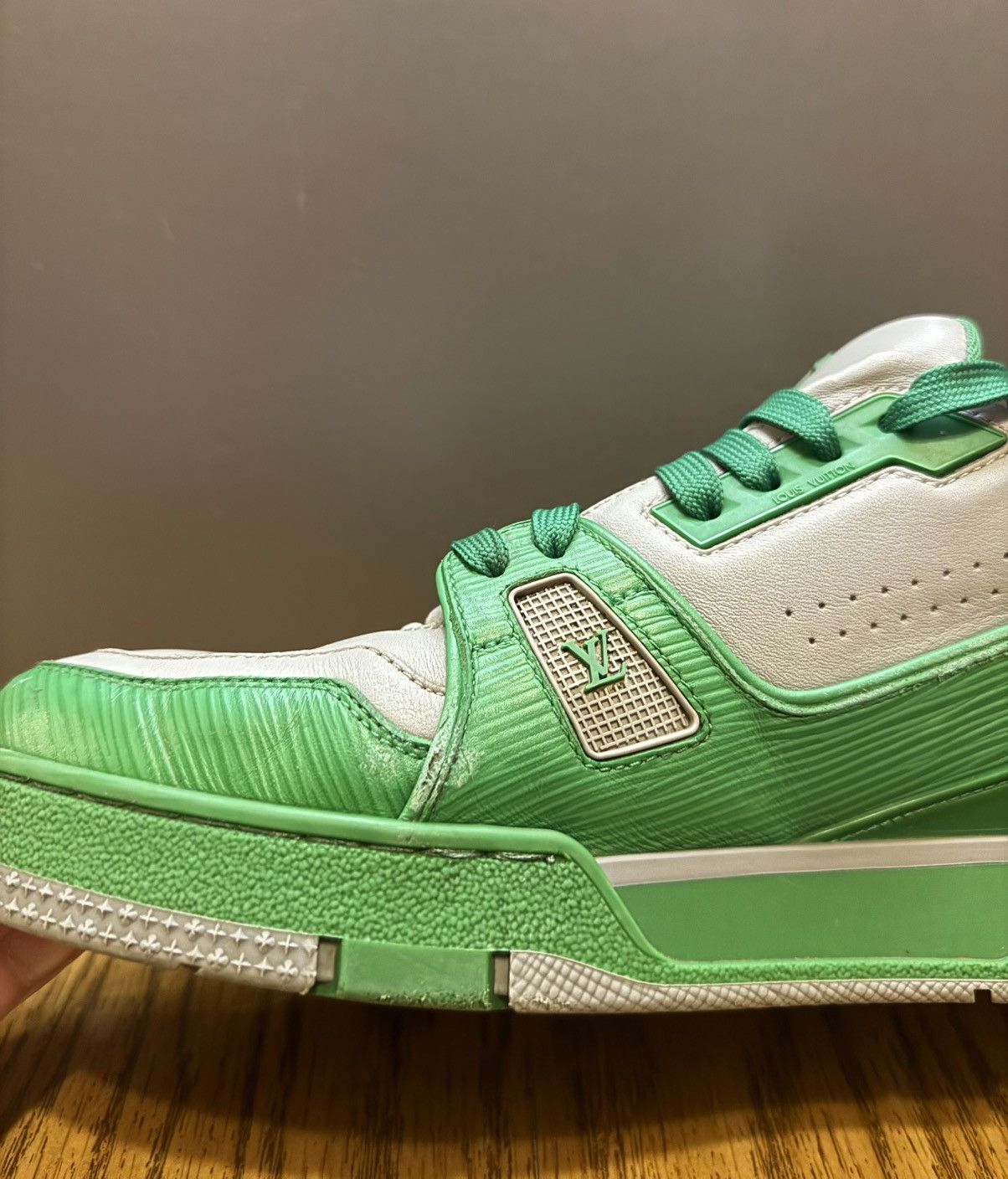 Louis Vuitton Louis Vuittton Trainer Sneaker (Green/Grey) Size US 9 / EU 42 - 8 Thumbnail