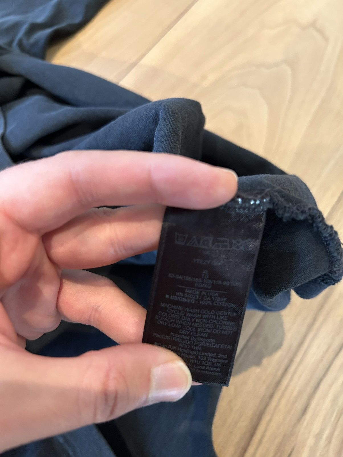 Balenciaga × Gap × Yeezy Yeezy x Gap x Balenciaga T Shirt Size US XL / EU 56 / 4 - 3 Thumbnail