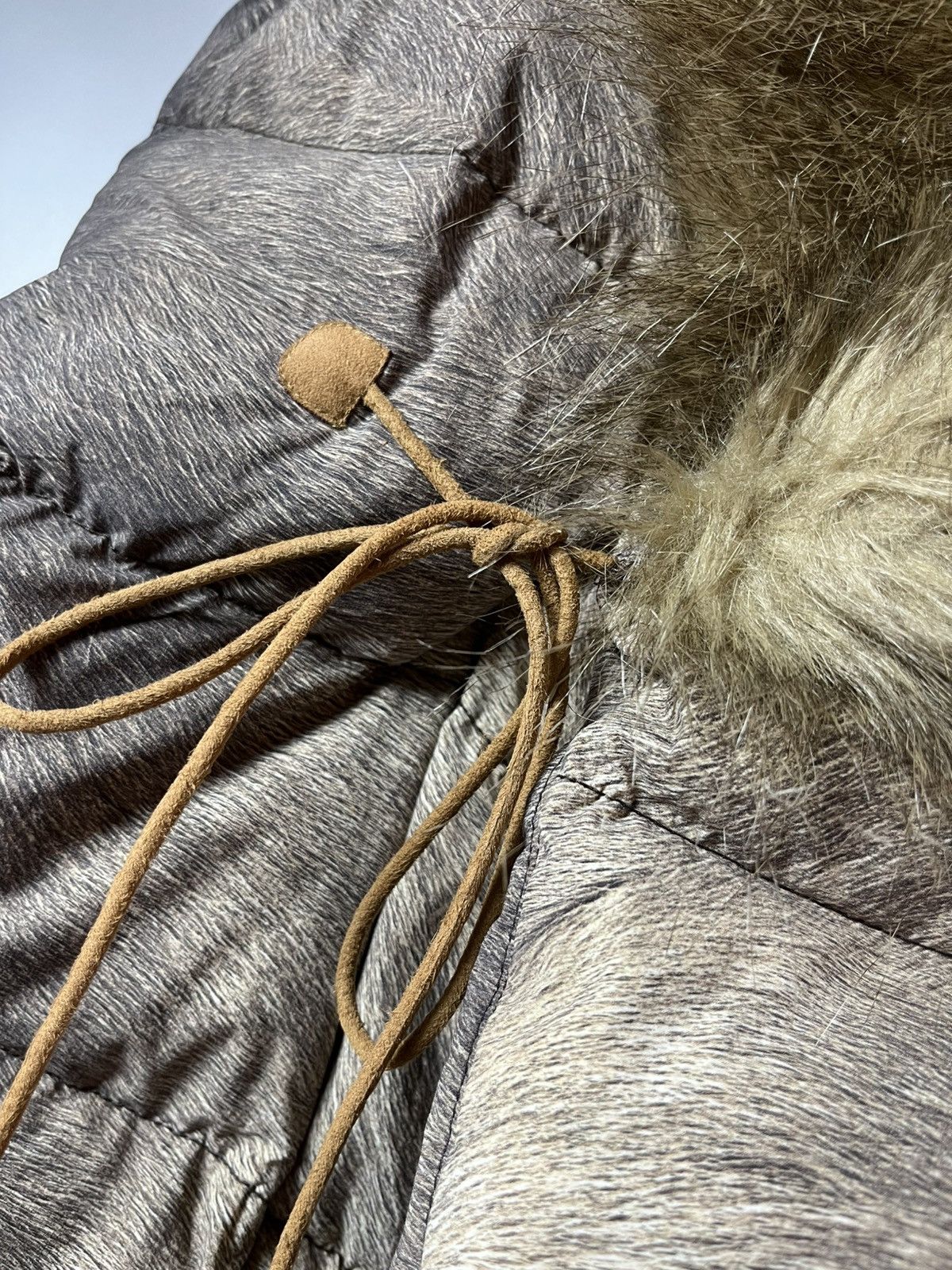 Helly Hansen JPN faux fur printed puffer/down vest