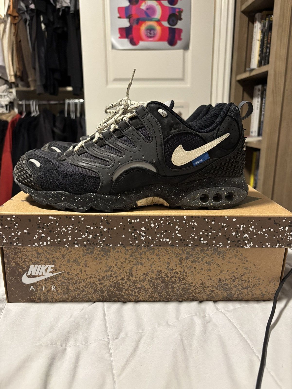 Nike x Undefeated Air Terra Humara Black/Coconut Milk 11