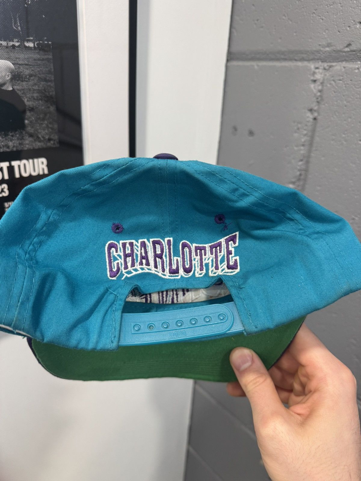 NBA Vintage 90s Charlotte Hornets Wave Logo Snapback Size ONE SIZE - 3 Thumbnail
