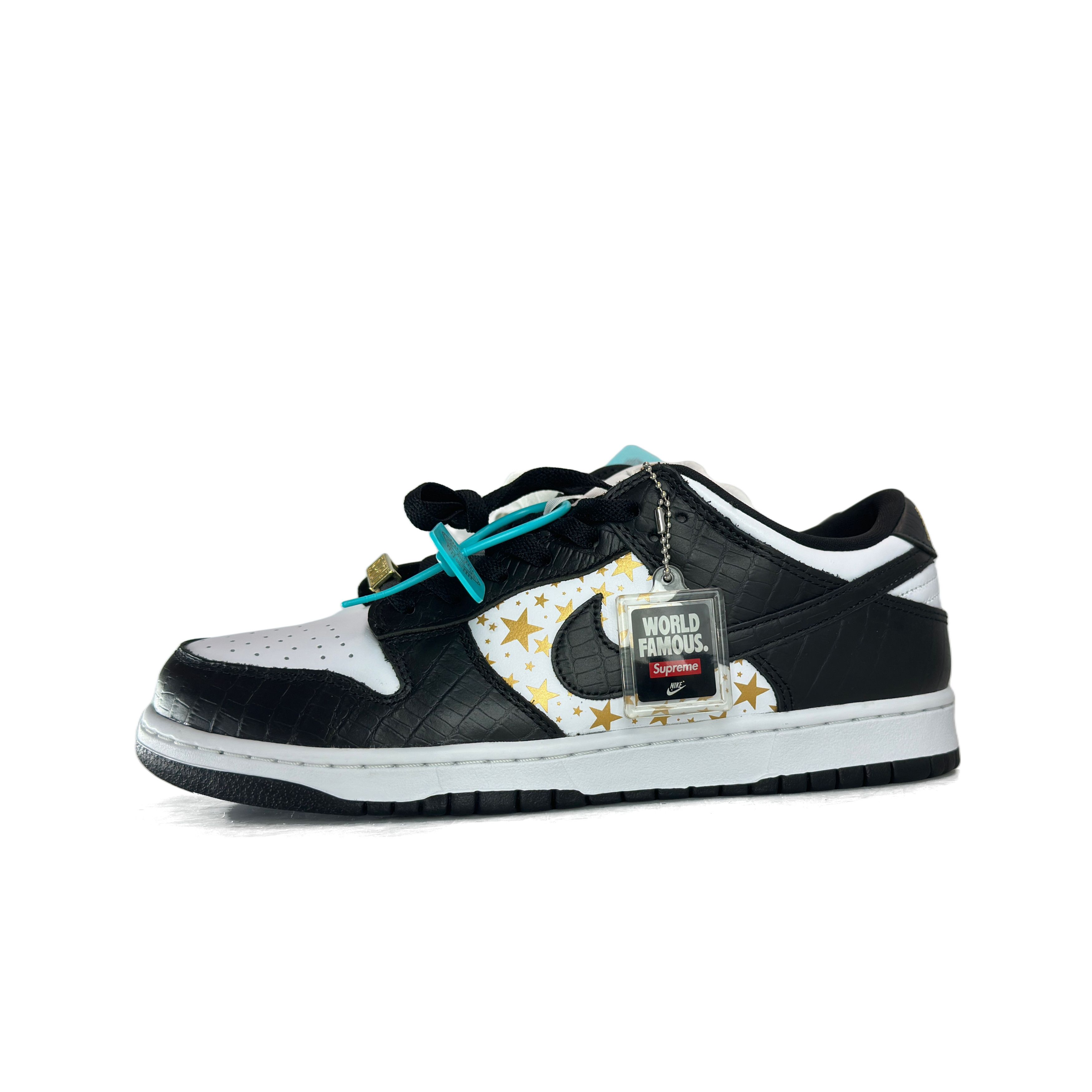 Nike Nike x Supreme Dunk Low Black Stars Size 9 Size US 9 / EU 42 - 1 Thumbnail